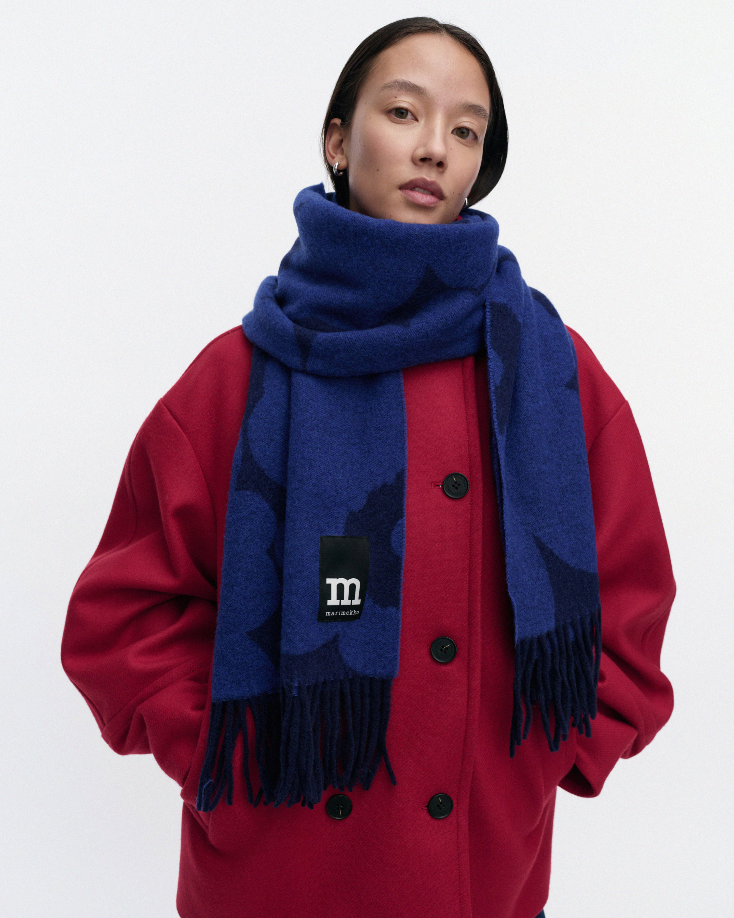 Identtinen Unikko 羊毛圍巾
