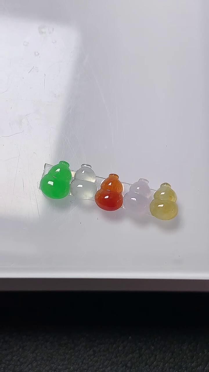 722352 翡翠五彩葫蘆
