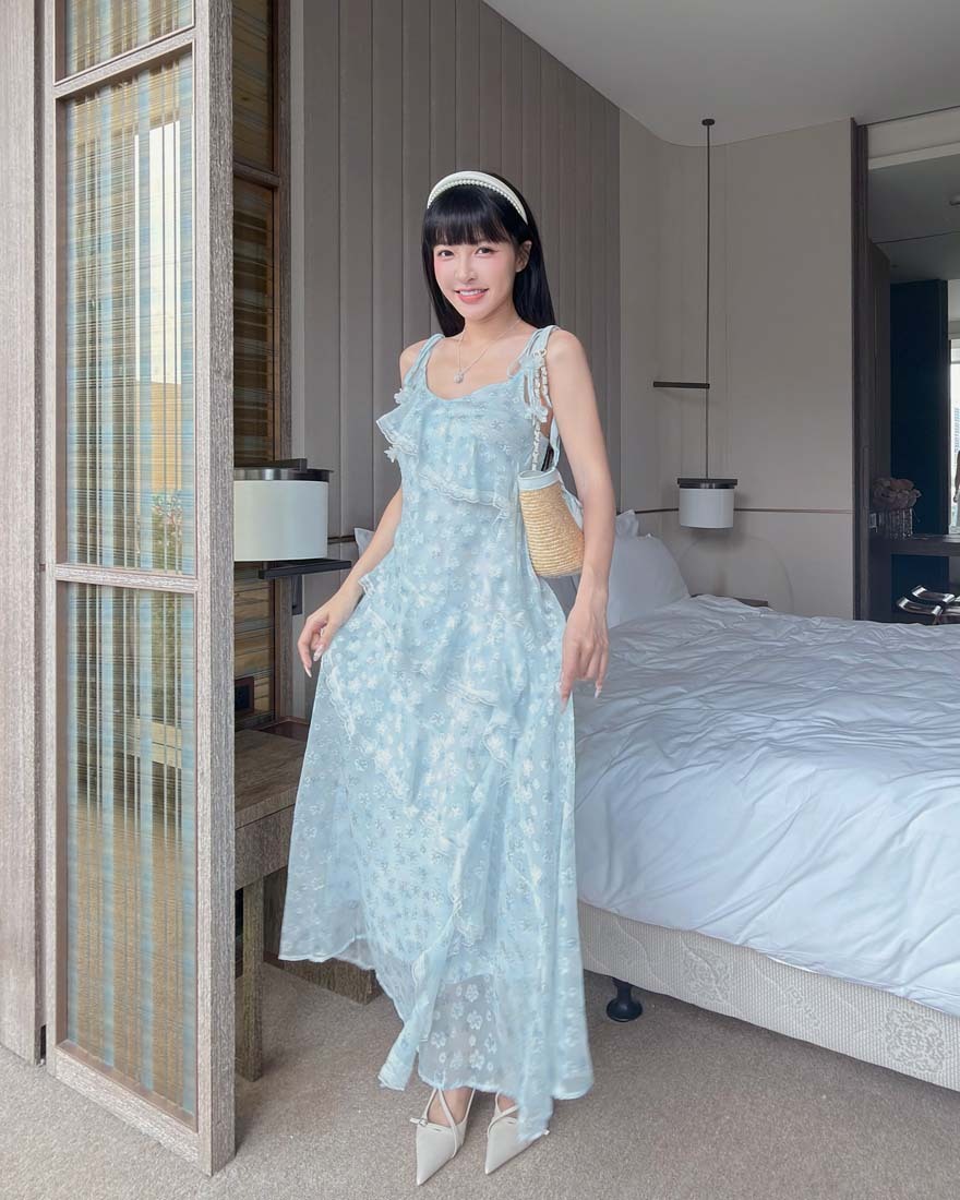 LINA LINA甜氛序曲蕾絲花朵光影碎花洋裝-清新藍