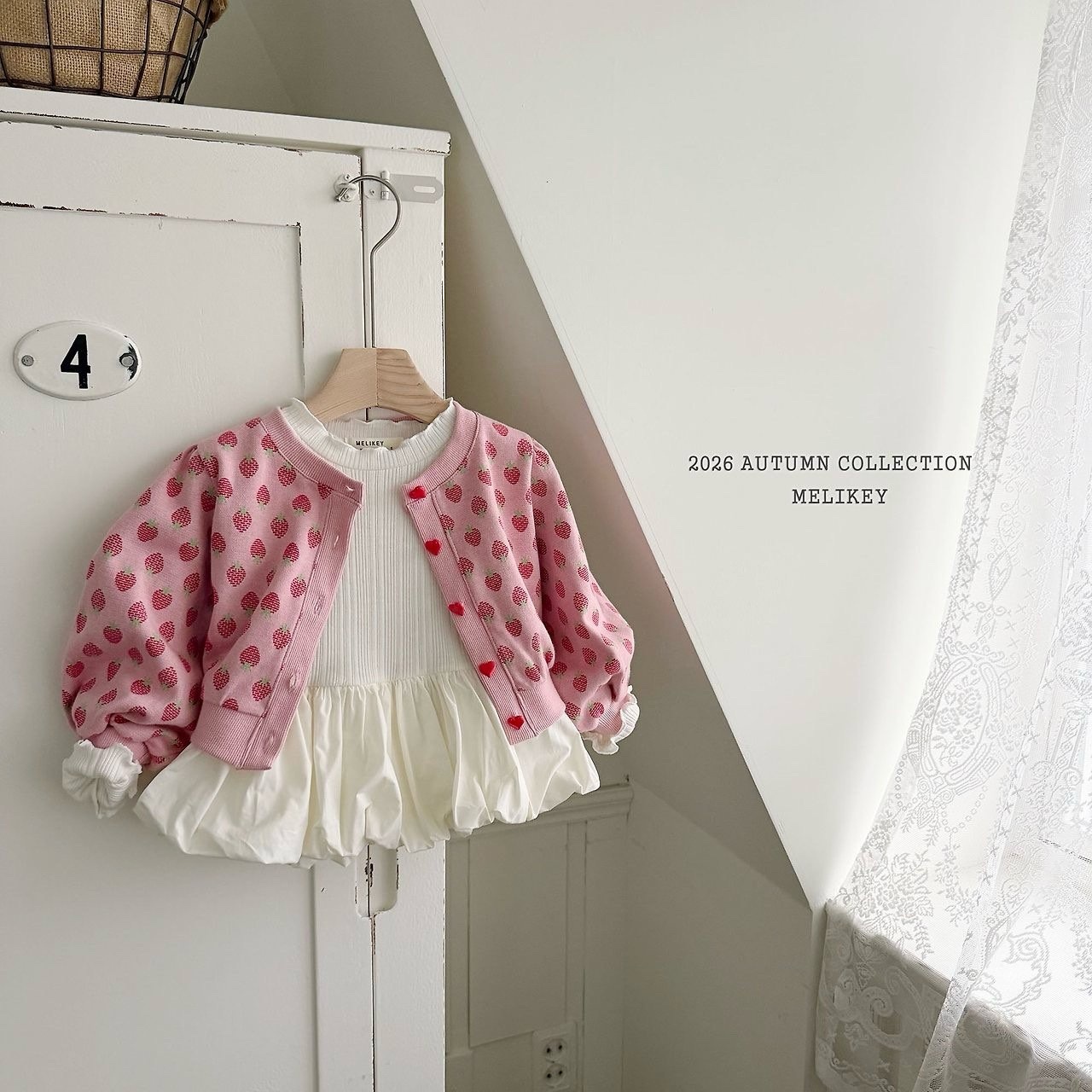 MELIKEY Berry Cardigan