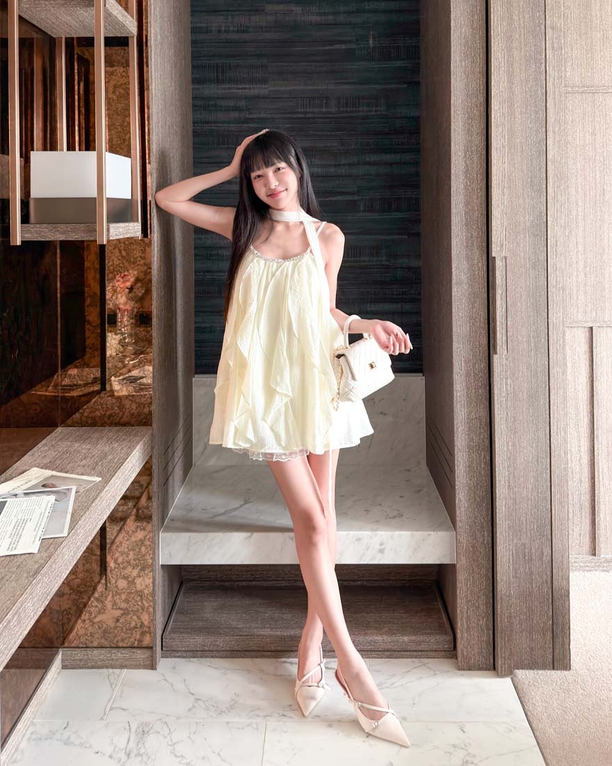 LINA LINA耀眼浪漫鑽石滾邊荷葉洋裝附繞帶-柔美杏