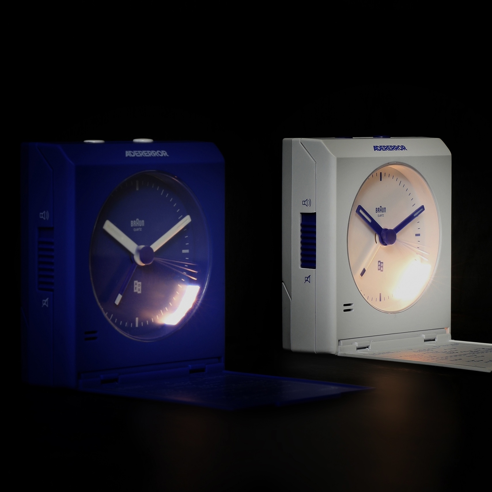韓國連線🇰🇷 ADER ERROR TRAVEL ALARM CLOCK 旅行鬧鐘 世界時區 夜光指針 兩色