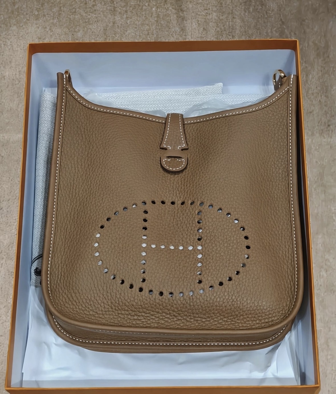 Evelyne 23 37 gold cc tc G