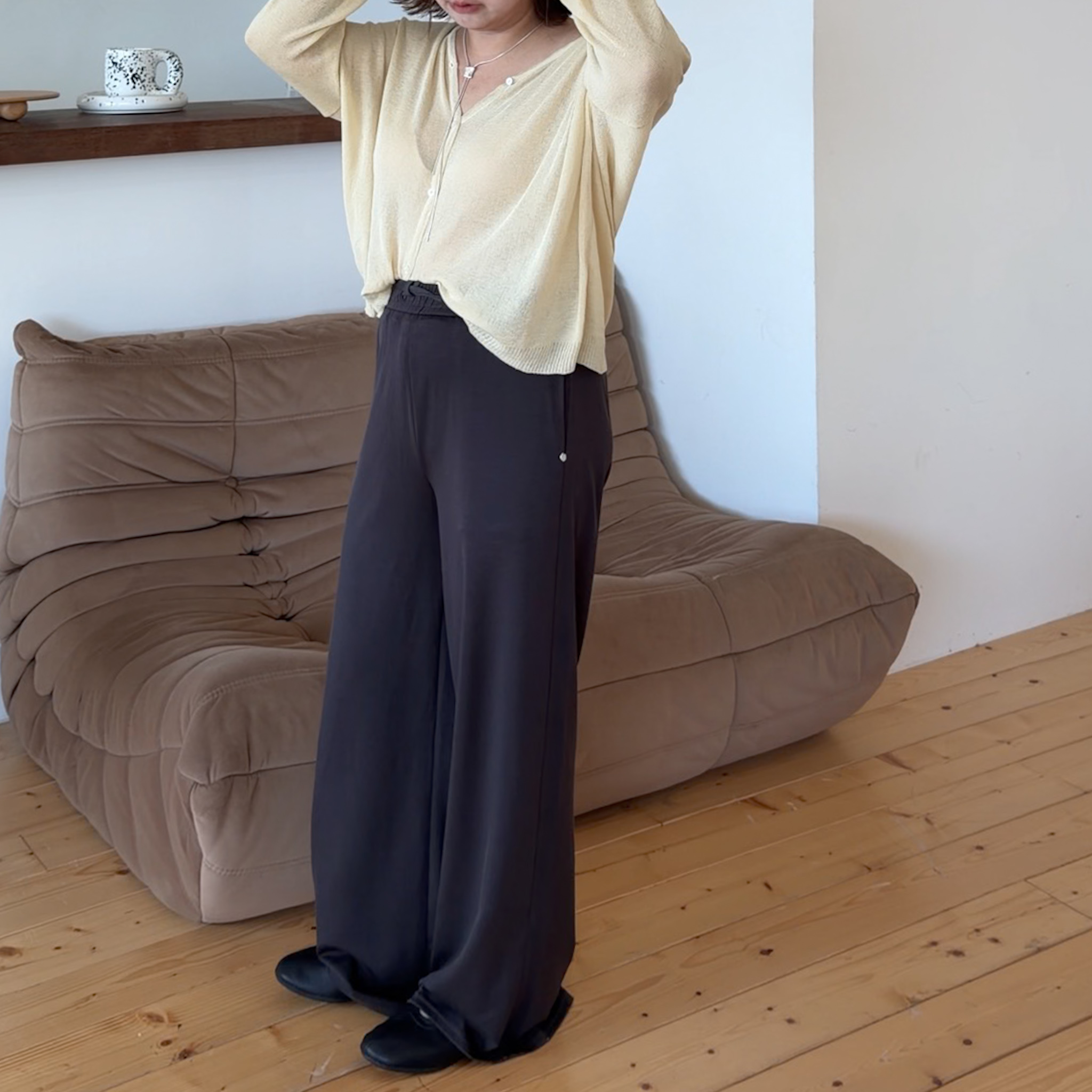 G06小隻女細扁綁帶涼感休閒褲(黑/咖)