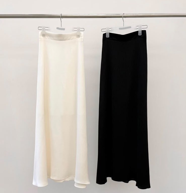 【限量】LS05   高質長裙 腰26 -  31 HIP40    長41   $599