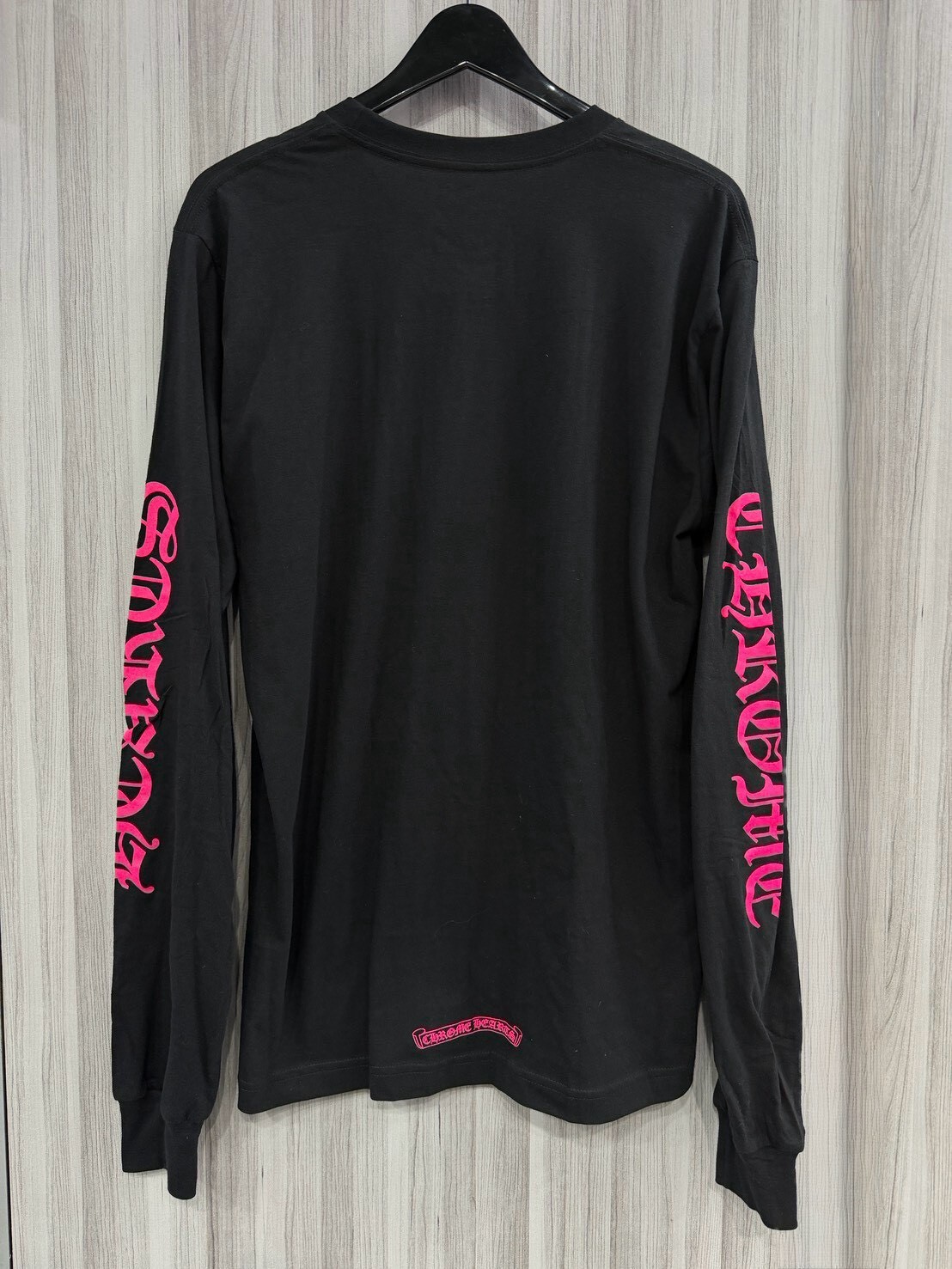 Chrome Hearts 克羅心 黑粉歌德字Logo領口雙臂長袖 T