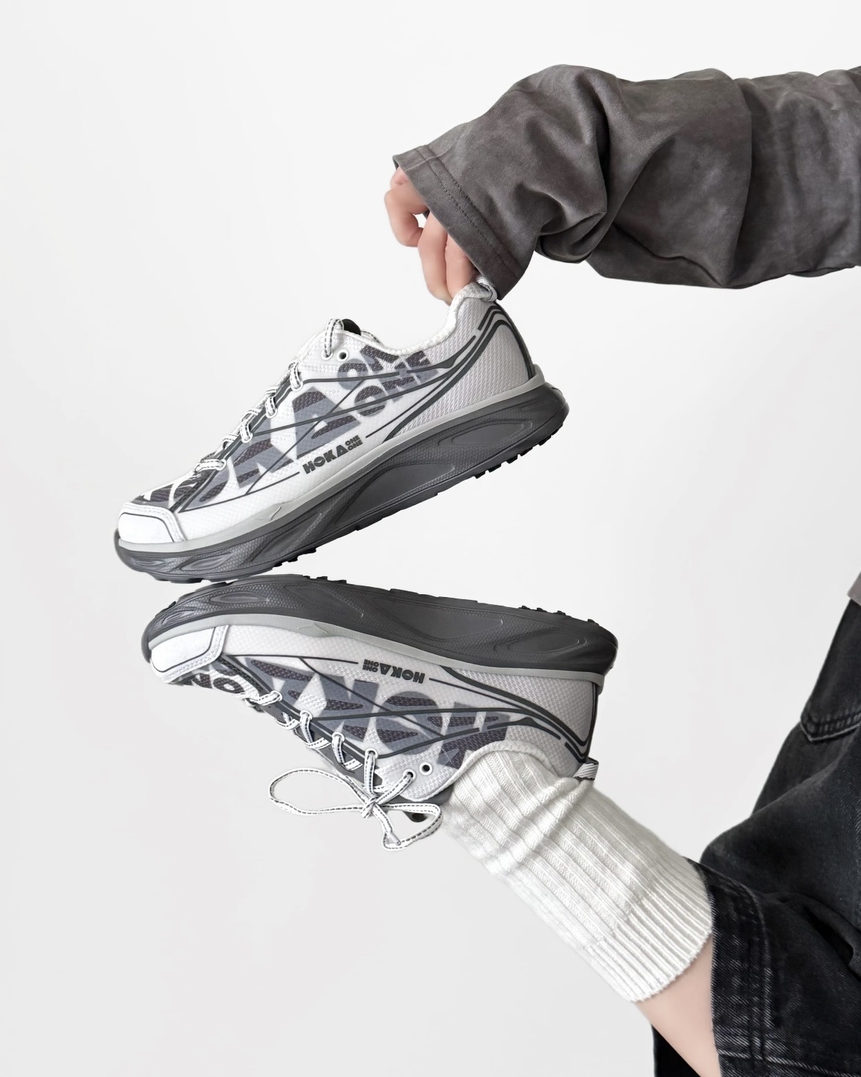HOKA ONE ONE HUAKA PRO 太空灰 灰白 灰黑 復古 緩震 回彈 跑步鞋 男女鞋 1176672-CTLL / 預購