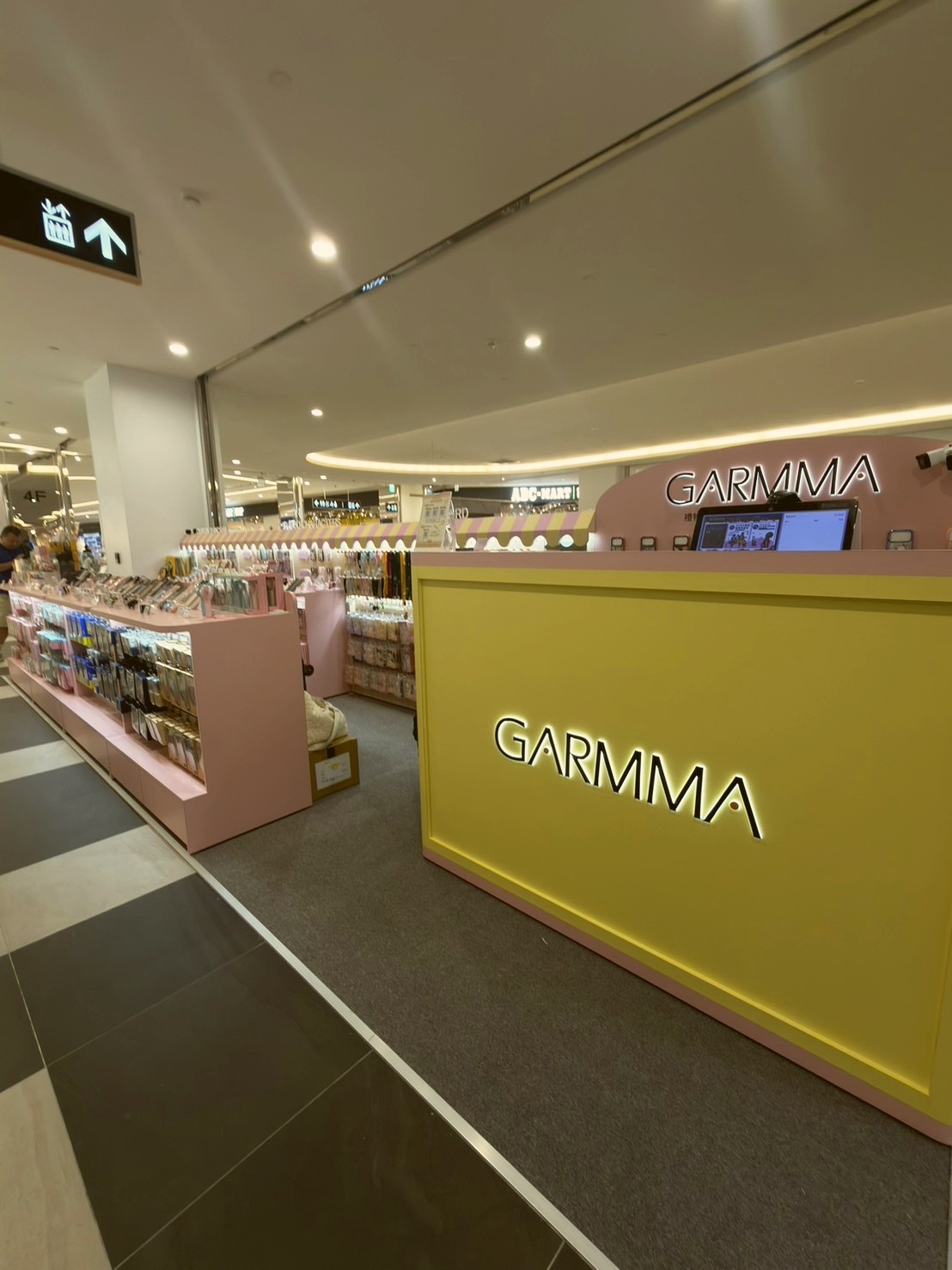 GARMMA 南港 LaLaport