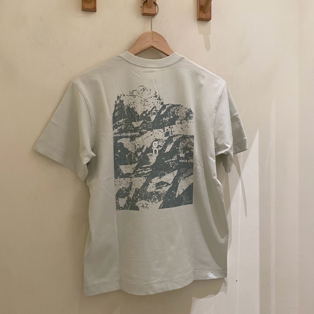On Running 瑞士山脈印花短T 1WG11834424