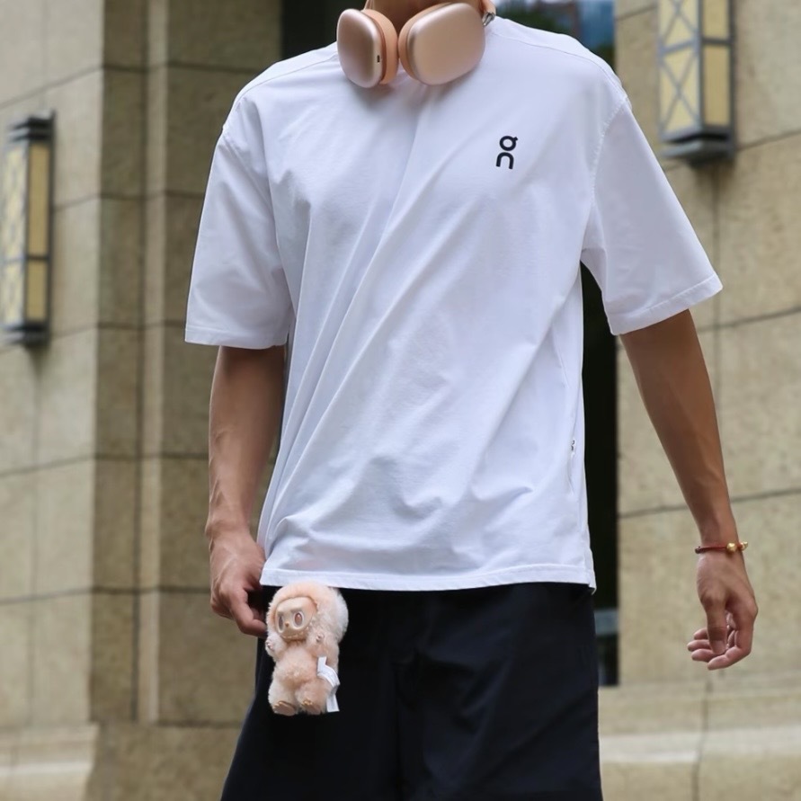 ON 昂跑 MEN'S CLUB-T 白色 經典LOGO 短袖 休閒 1ME10050069