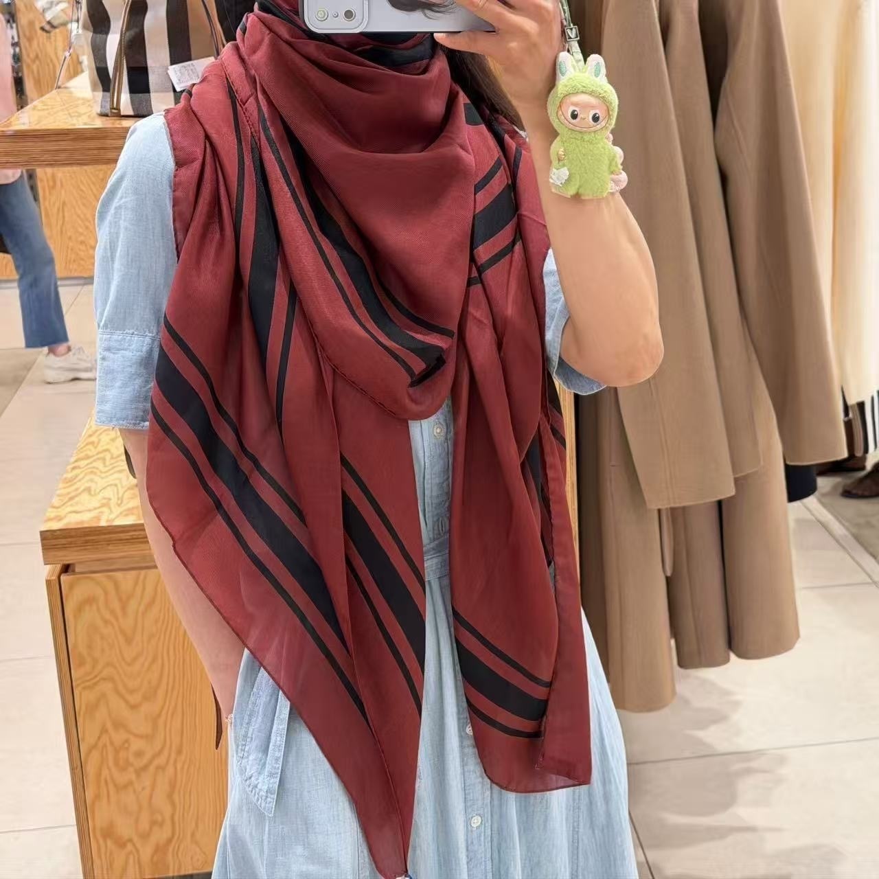 Burberry roundel shawl scarves red 140x140cm