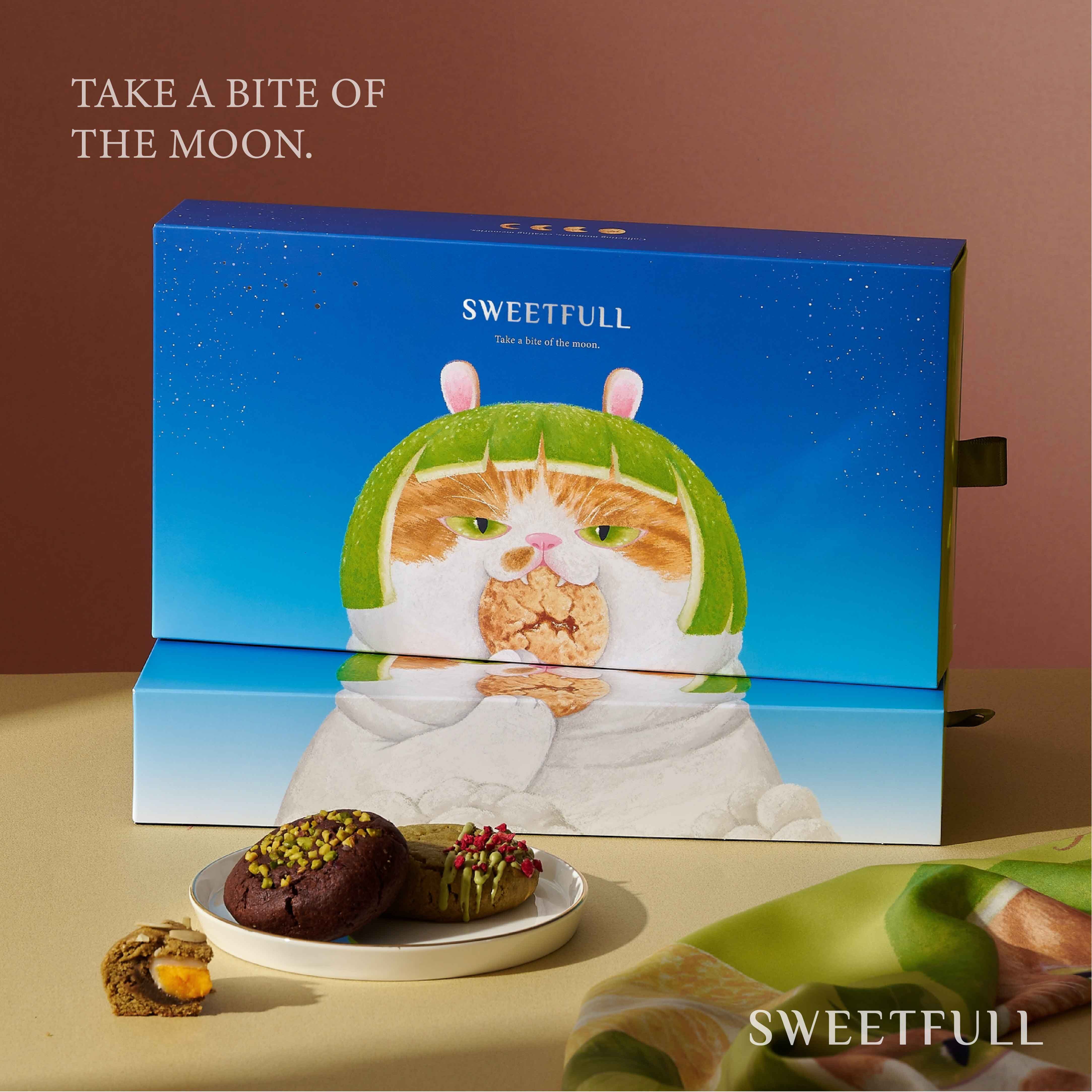 KEYTO × SWEETFULL 九入中秋典藏禮盒外盒，柚子帽橘貓限定插畫包裝與手工軟餅乾