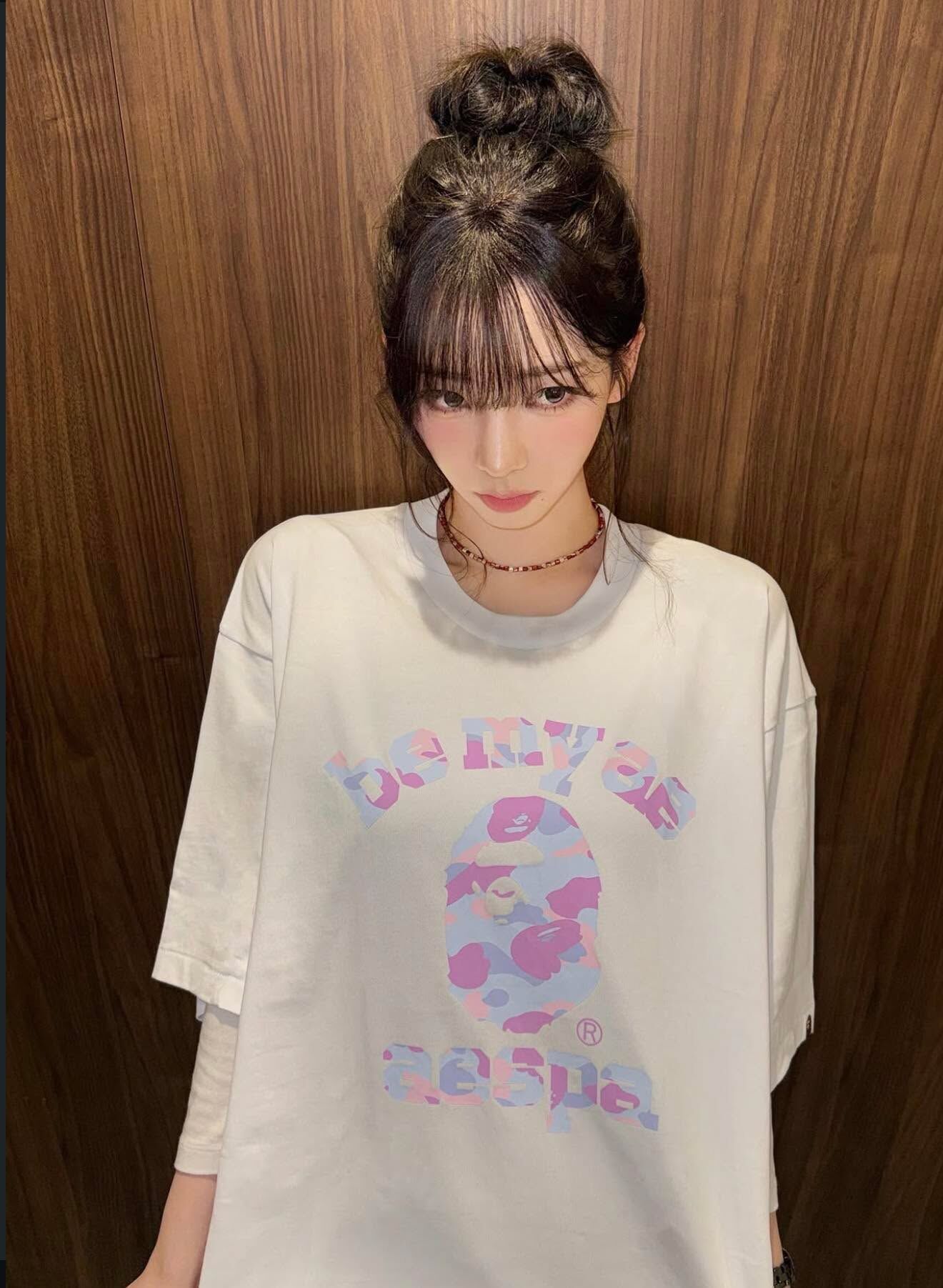 bape x aespa college Tee 猿人短T 1M73110911 男版 1M73210901 女版