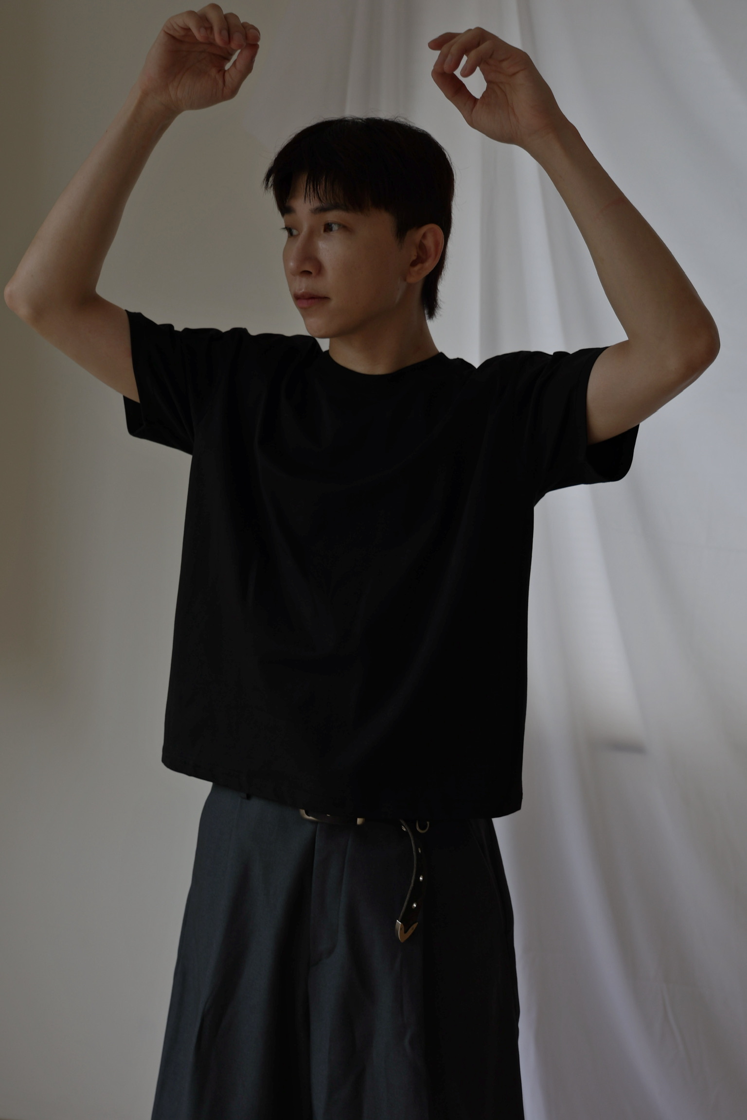 短版素面T shirt
