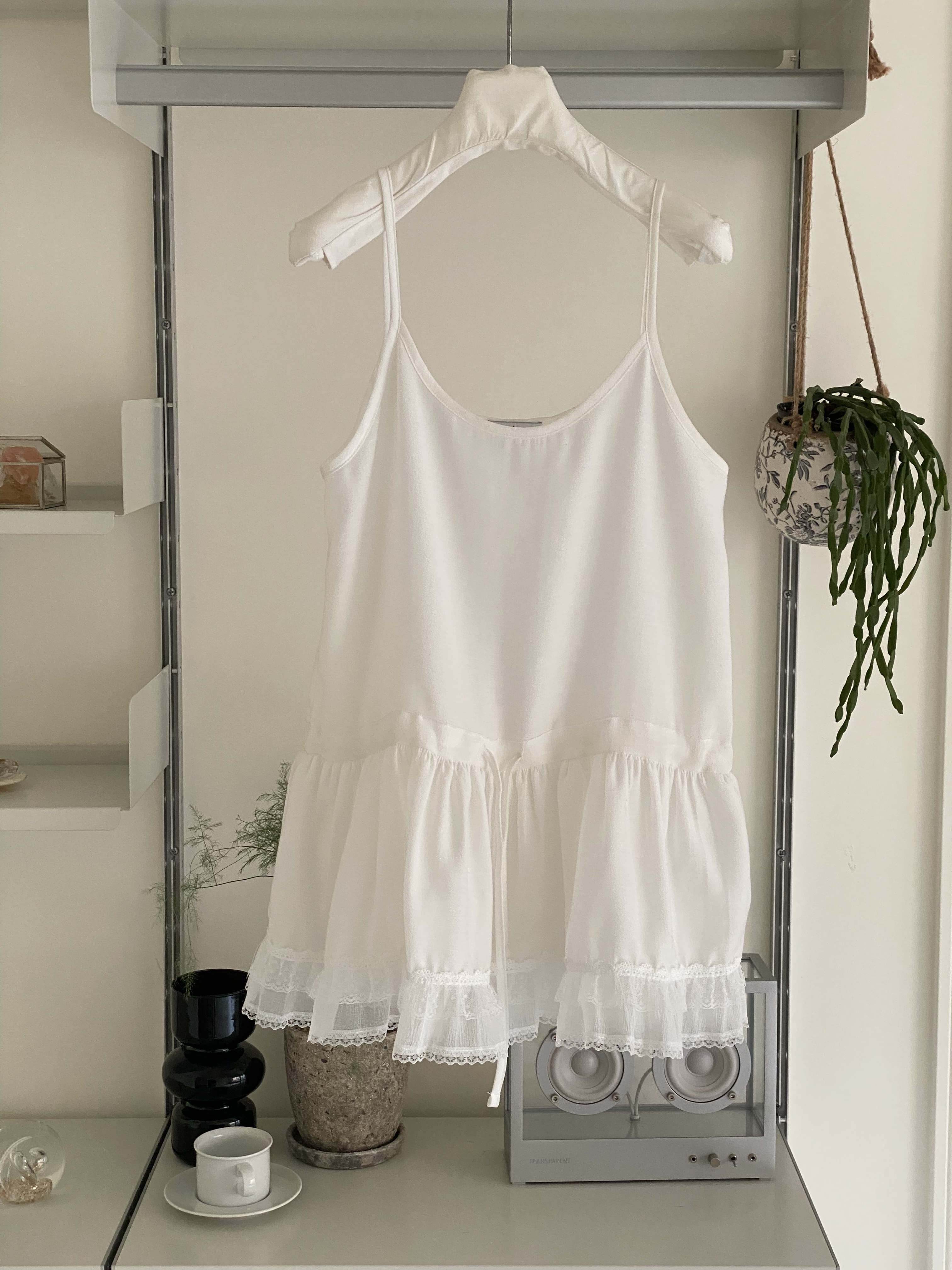 【限量】LN17   背心LACE  胸37 腰37 HIP48 長30 $499