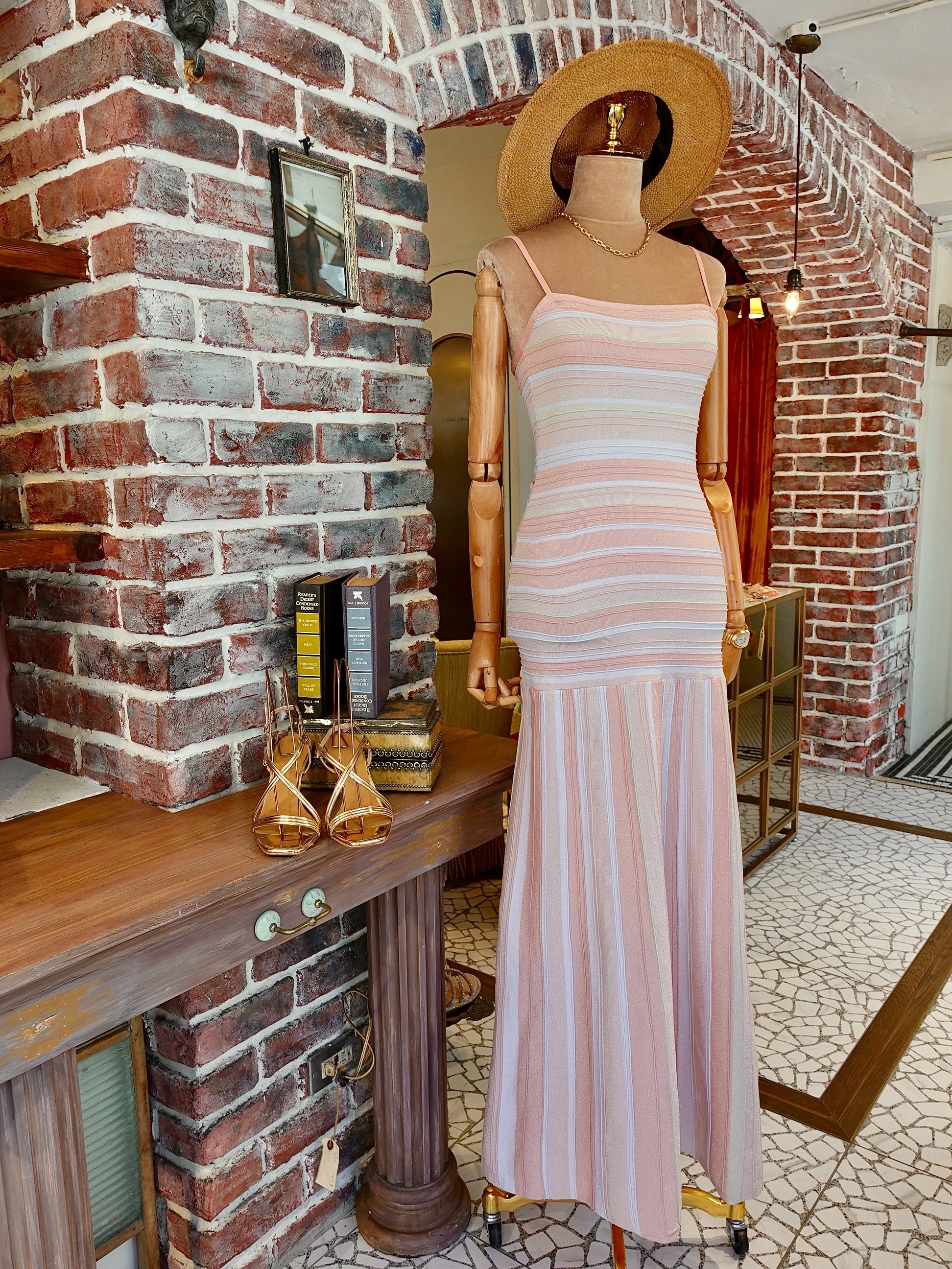 Pink Dream粉紅白色條紋繃帶Maxi Dress