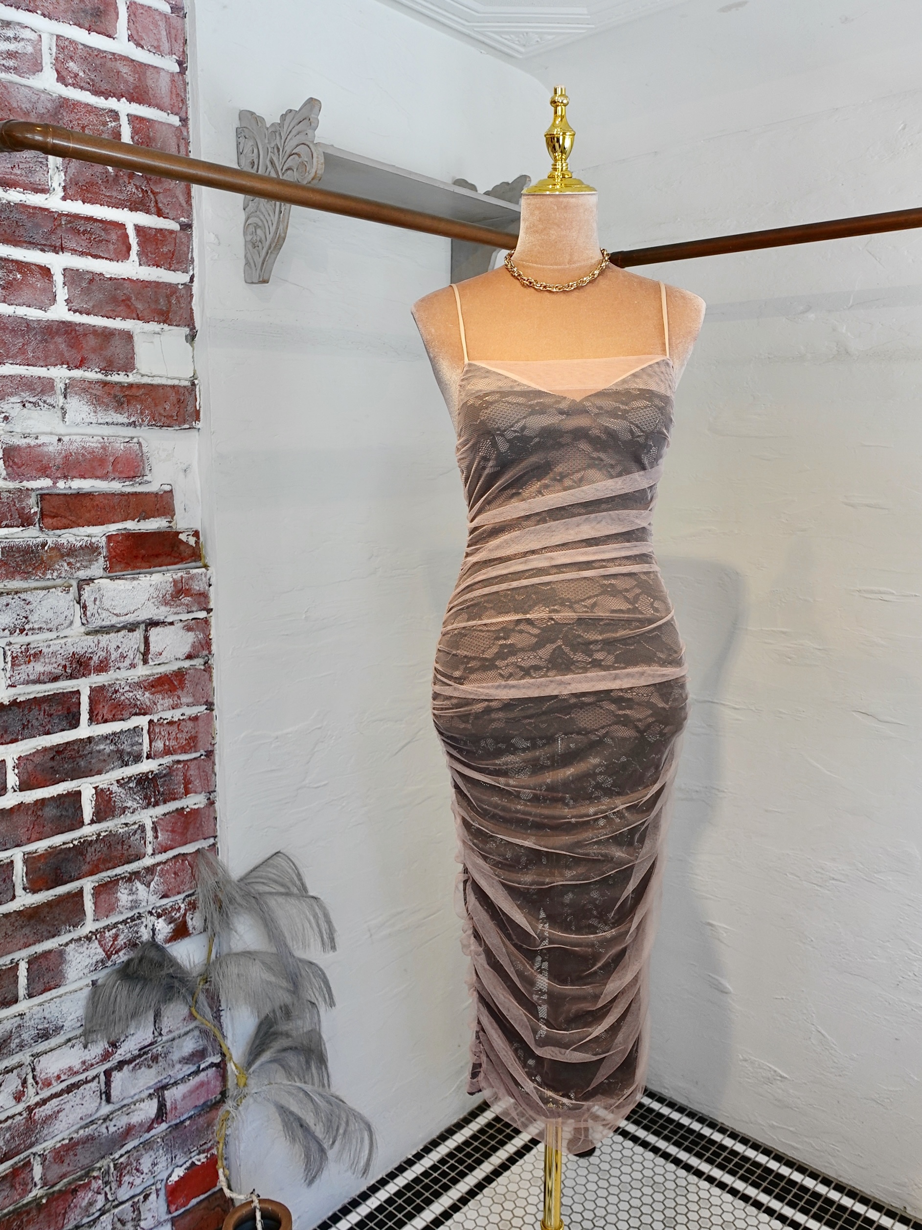 Night Black黑色抽縐網紗蕾絲Dress