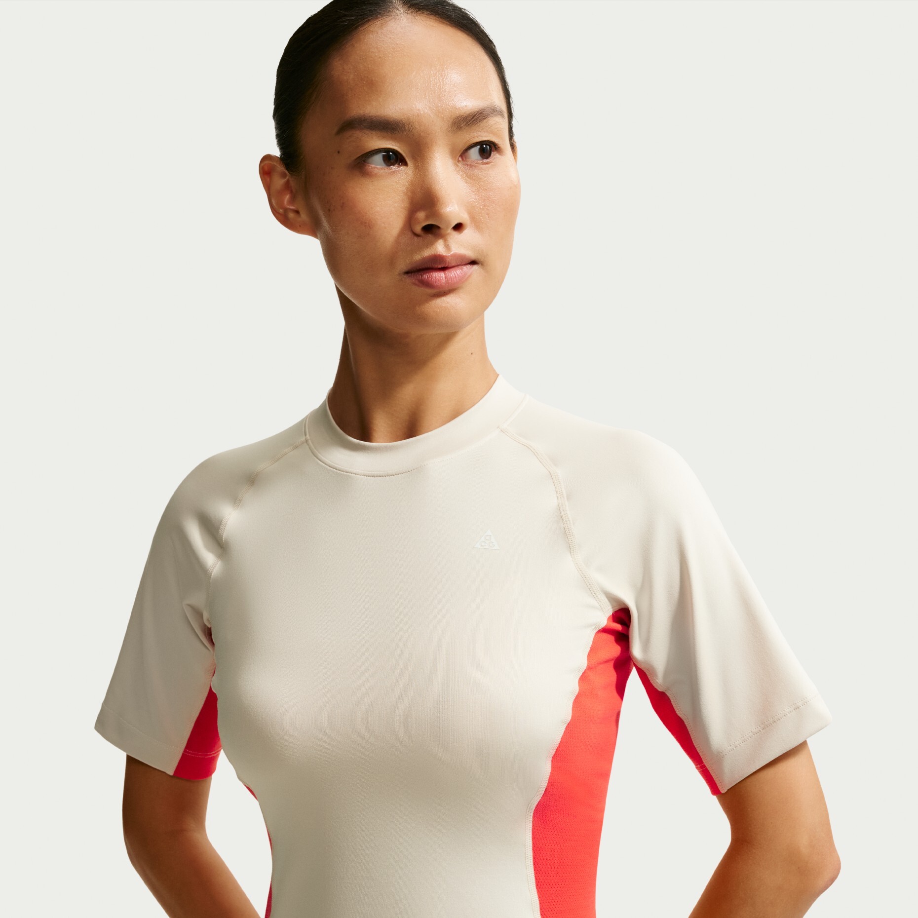 女款 NIKE ACG DRI-FIT 杏色 乾爽 修身 訓練 運動 短袖 短T【IO1461-104】NKTF