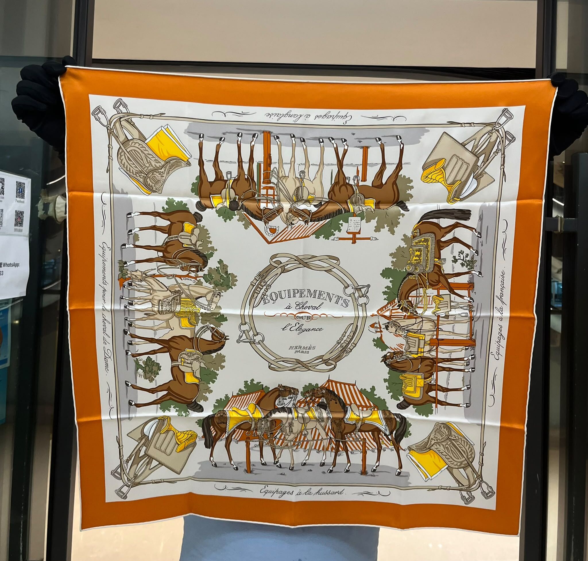 Equipements a Cheval sur l'Elegance scarf 70 Orange Cuit / Mastic / Bouton D'or