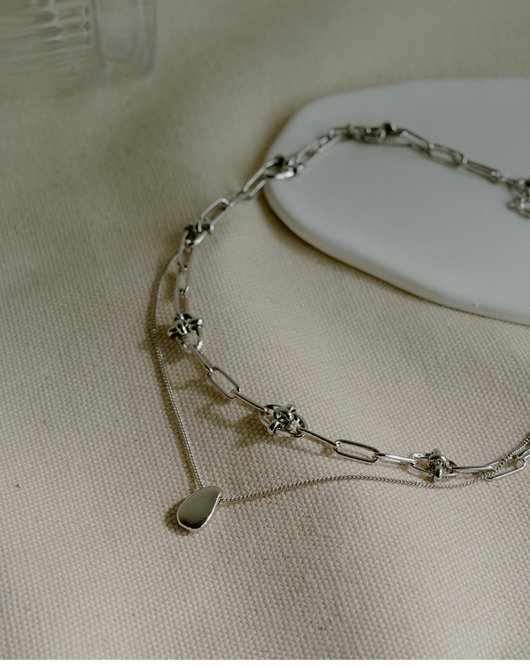 Double-layered bead-shaped chain clavicle necklace (two-piece set)【07040396】in stock+pre-order