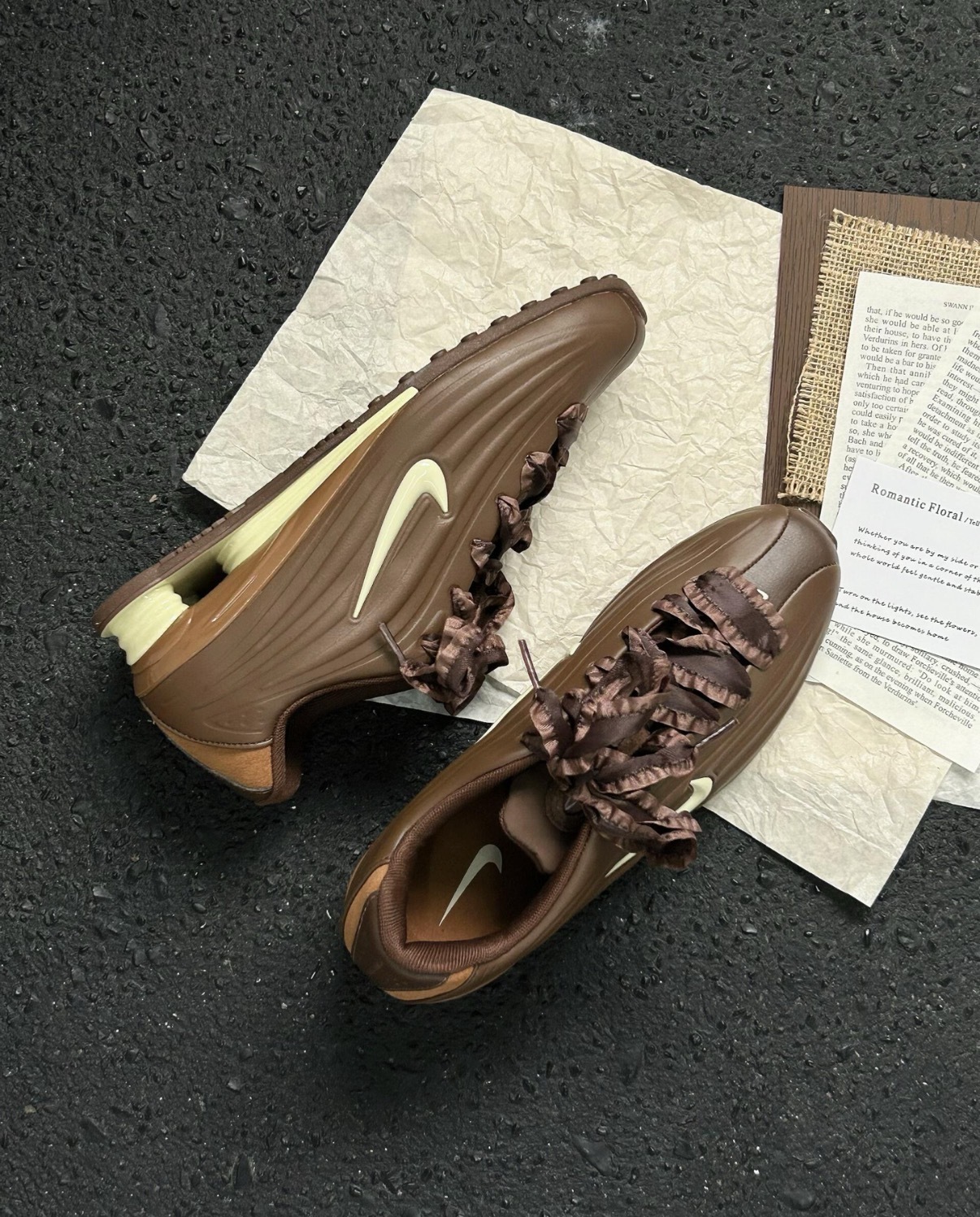 女鞋 NIKE W SHOX Z LACE 巧克力棕 氣墊 緩震 復古 緞面鞋帶 芭蕾風 彈簧鞋 運動鞋【IV6171-200】