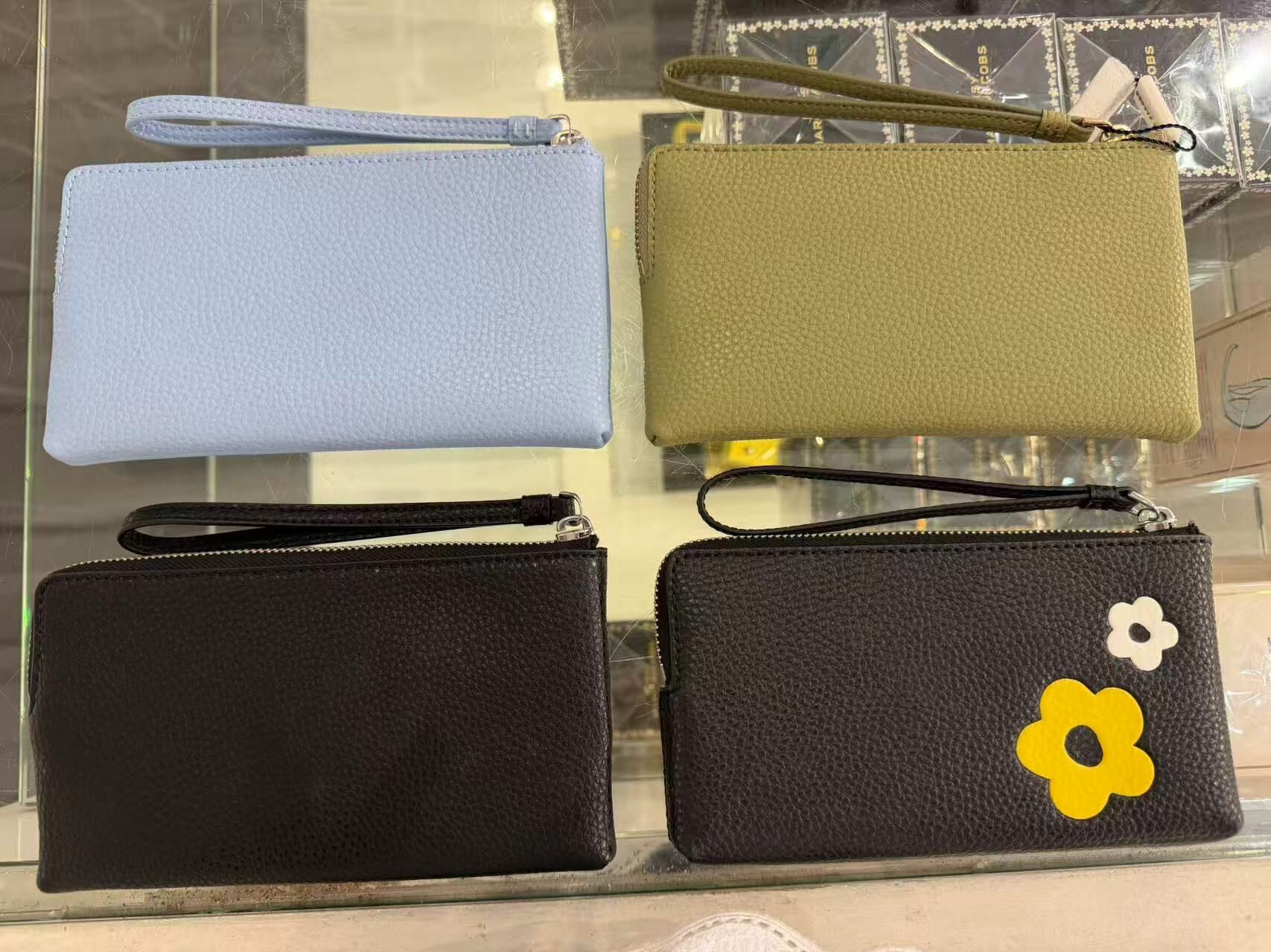 【預購】Marc Jacobs H0805101 Bold 荔枝紋拉鍊零錢包