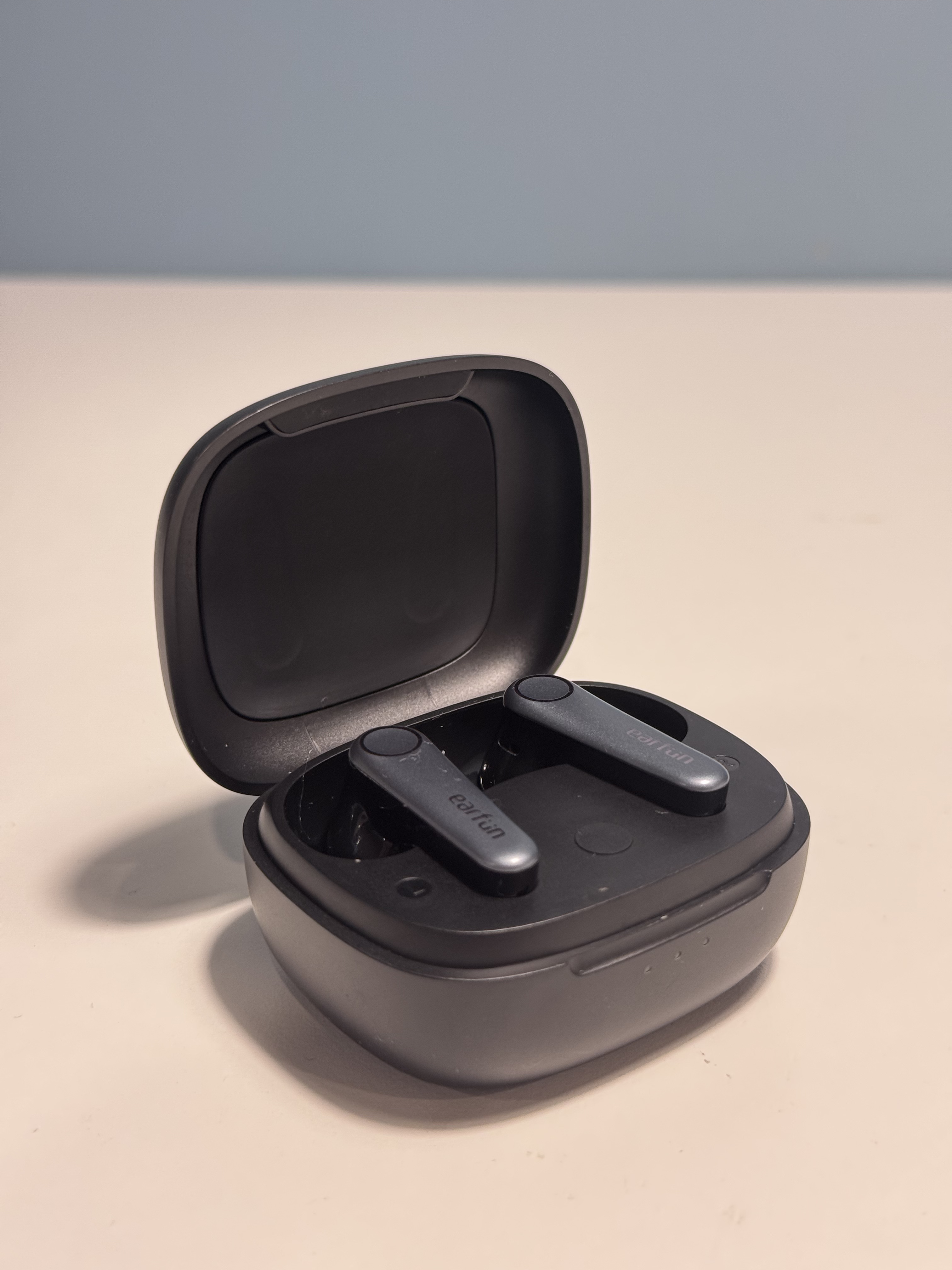 福利品出清【EarFun】 Air Pro 3 降噪真無線藍牙耳機 黑色