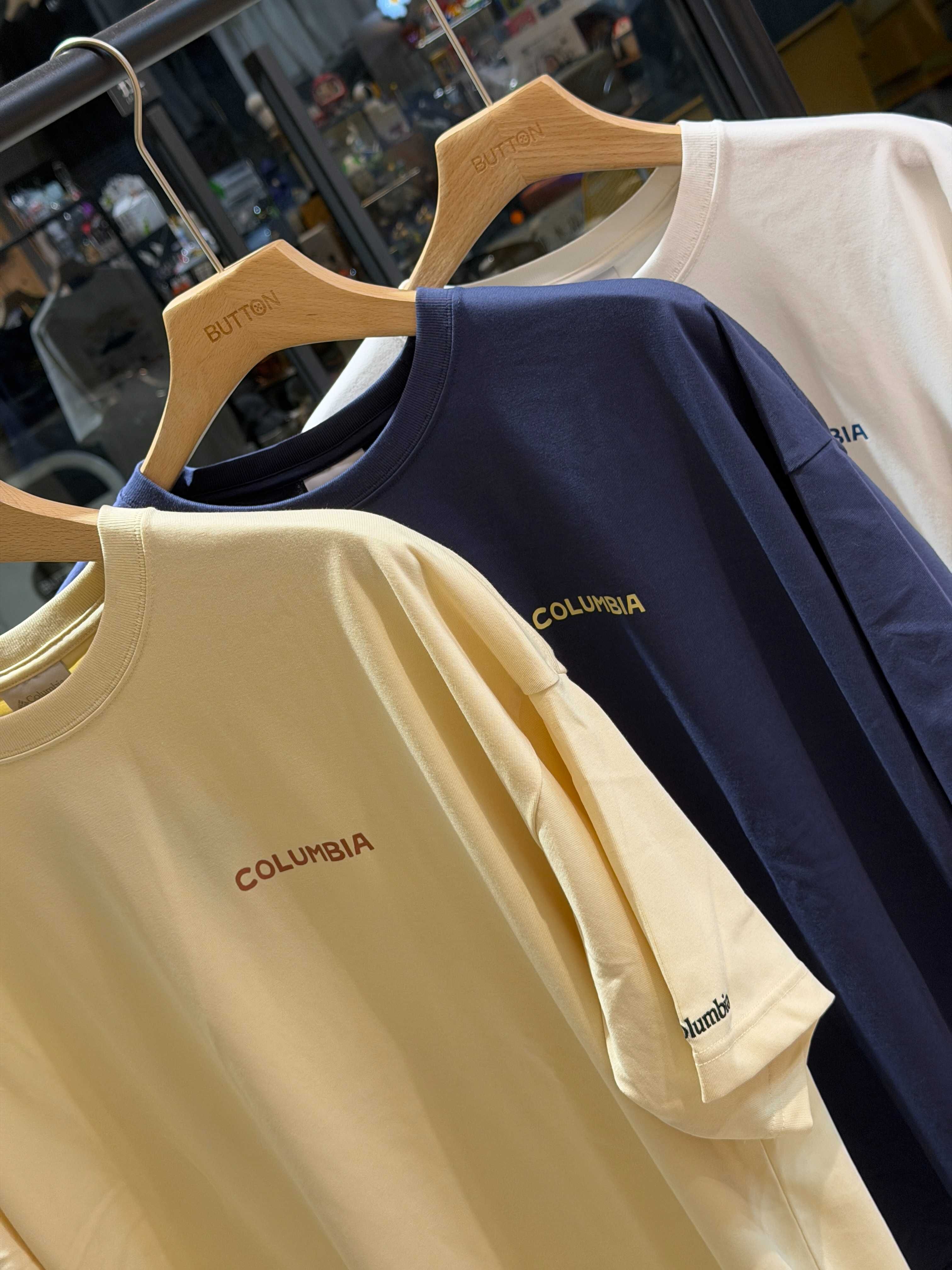 【現貨】Columbia Lake to Avenue™ Graphic SS Tee 哥倫比亞 夕陽遊湖 短tee 防曬 速乾 PG2040
