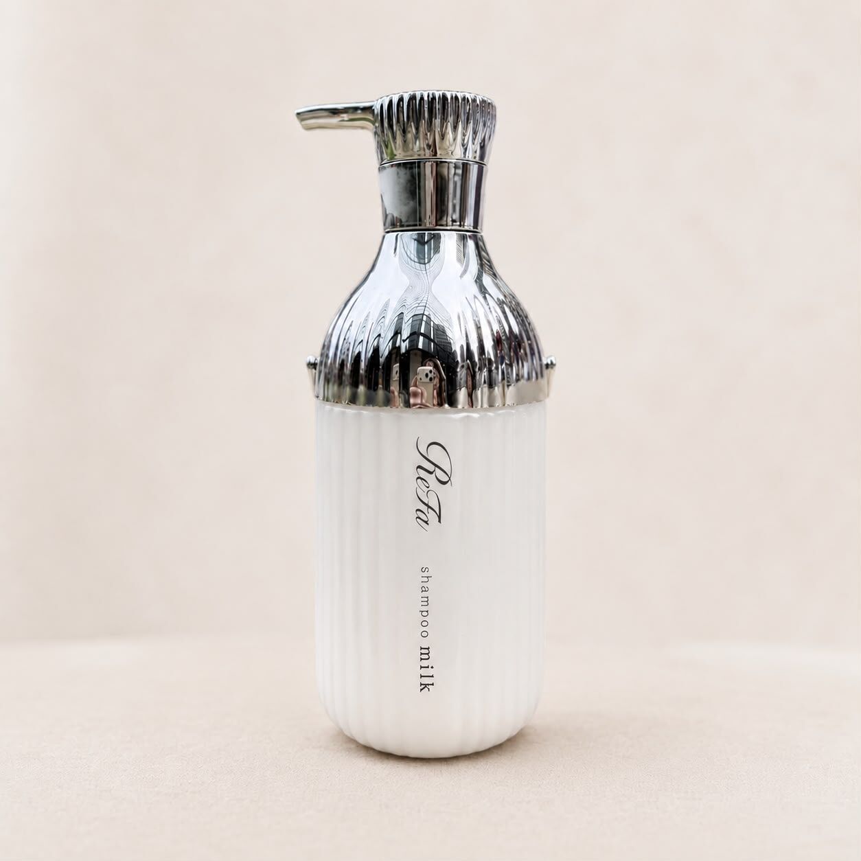 ReFa Milk Protein Shampoo White 天然牛奶蛋白洗髮水(基礎修護＋保濕系列)