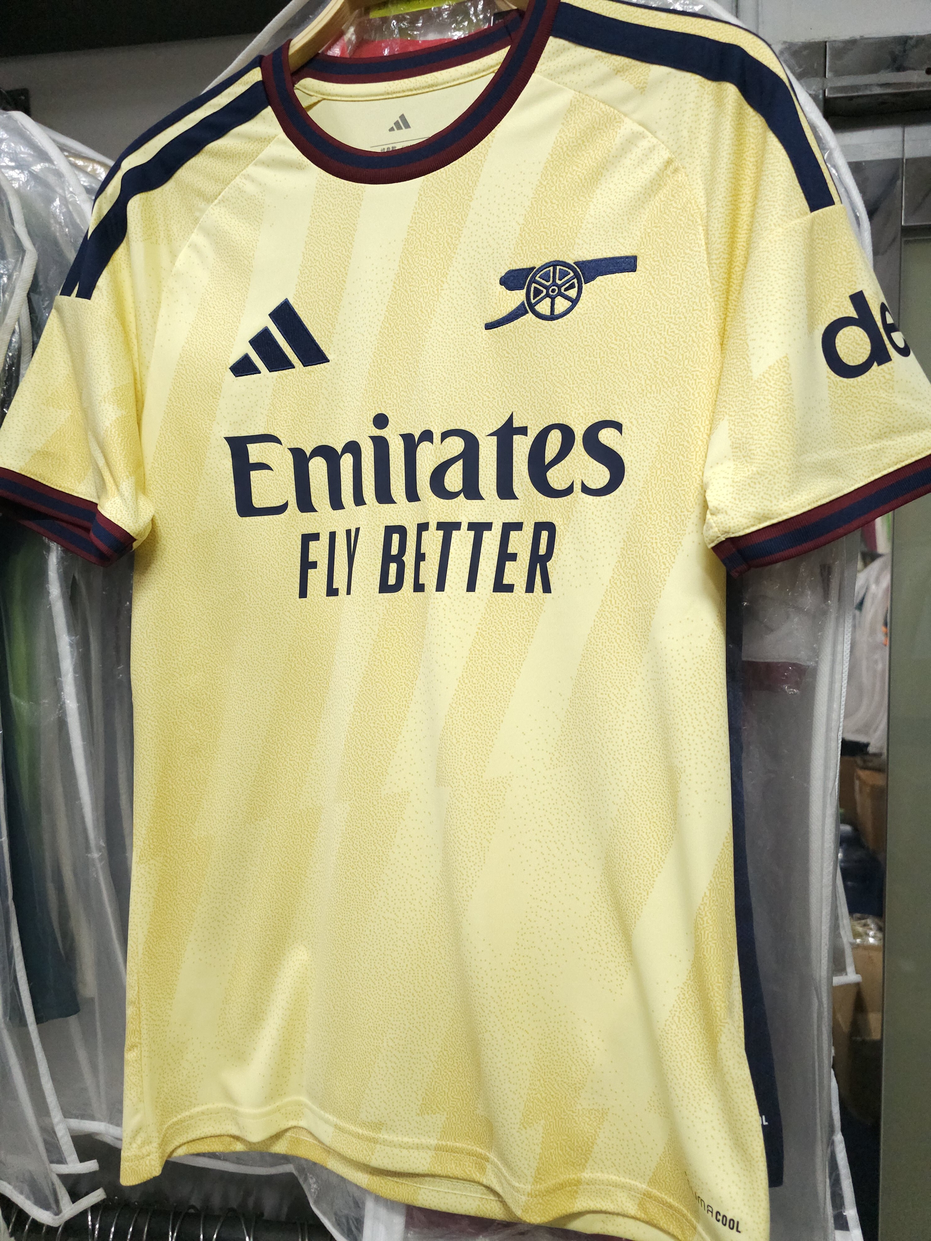 26-27 Arseanl Third Stadium Jersey