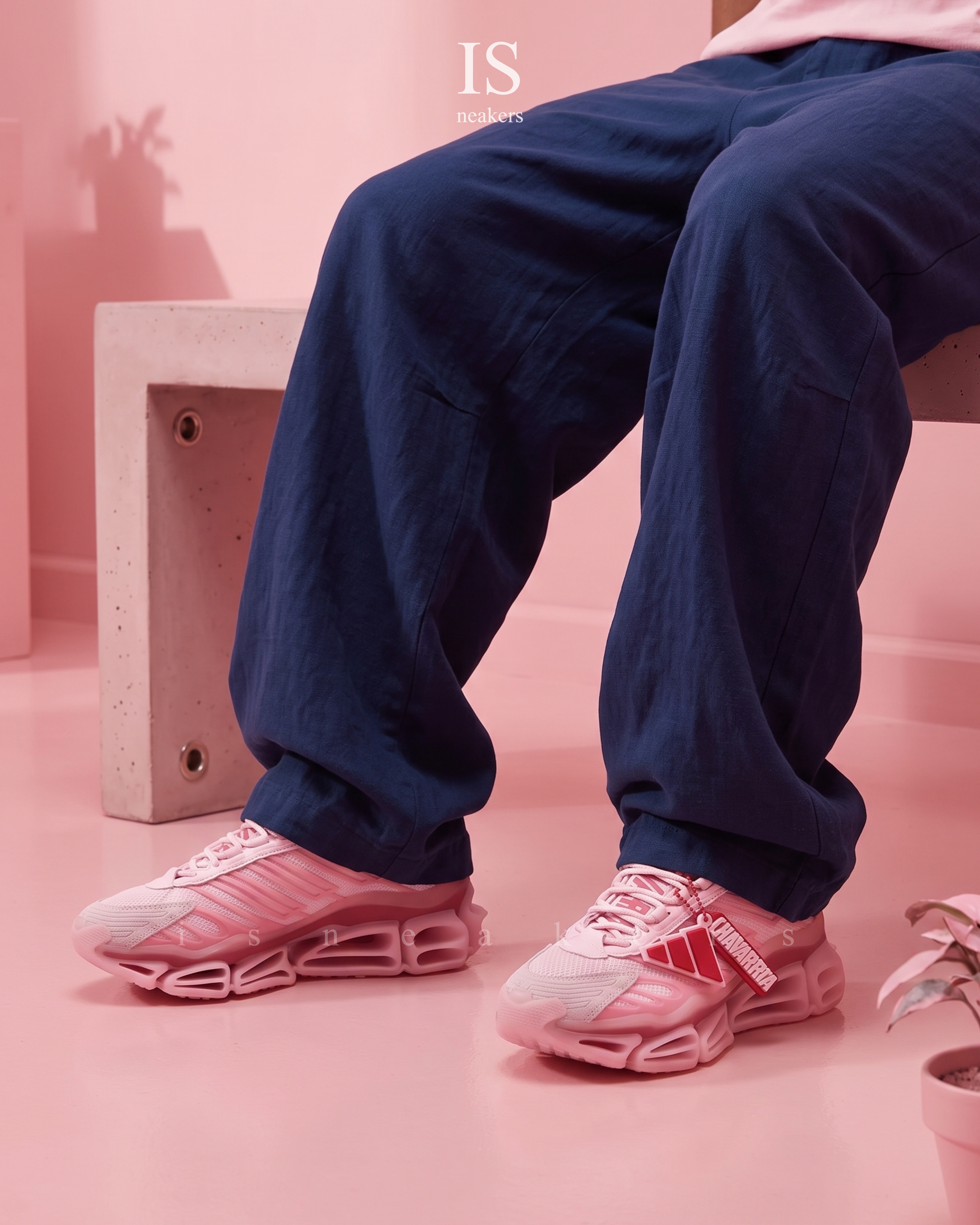 iSNEAKERS｜Willy Chavarria x adidas Megaride AG 聯名款 泡泡糖 粉色 透明粉 KI7006