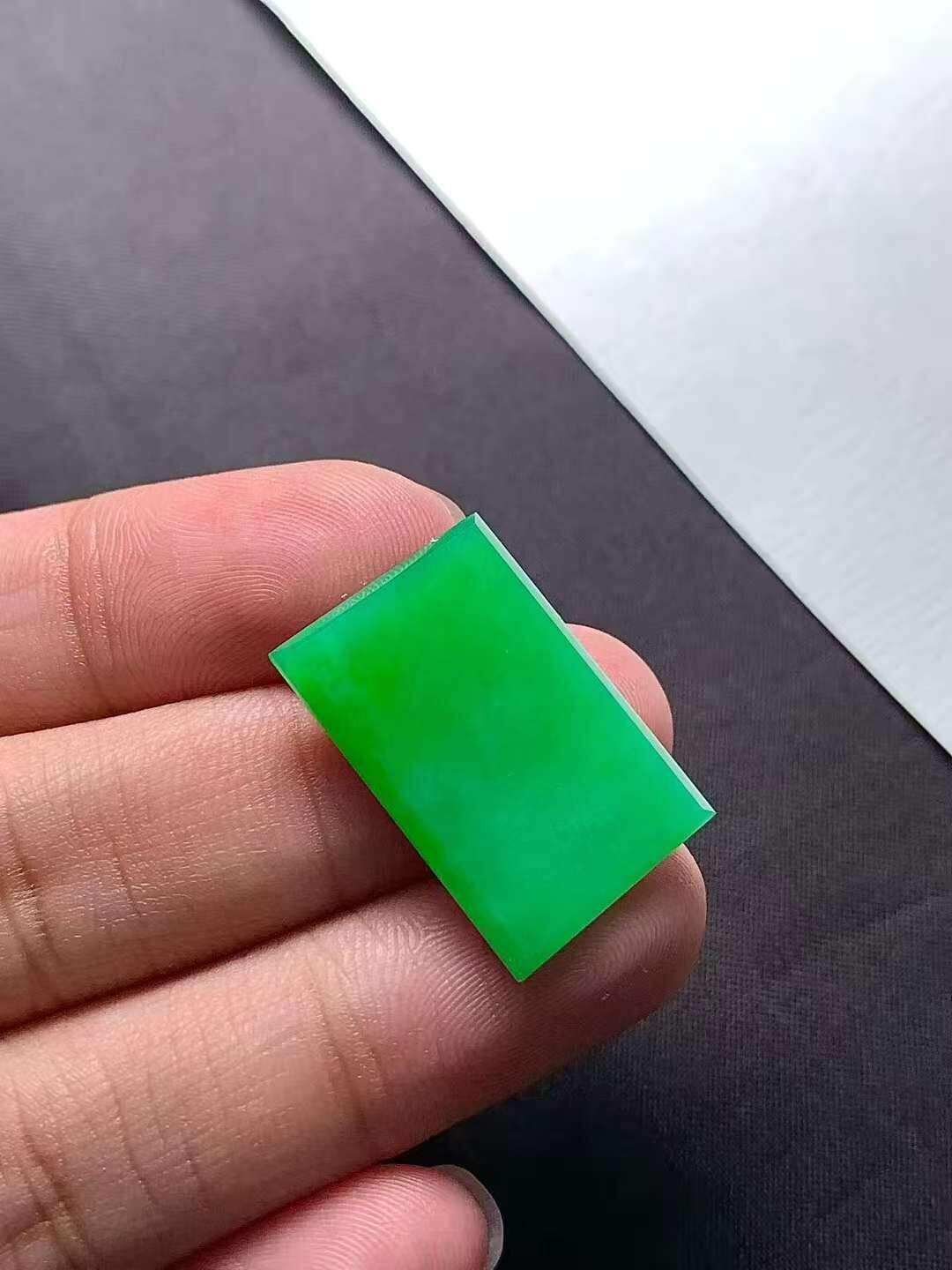 723348 翡翠無事牌