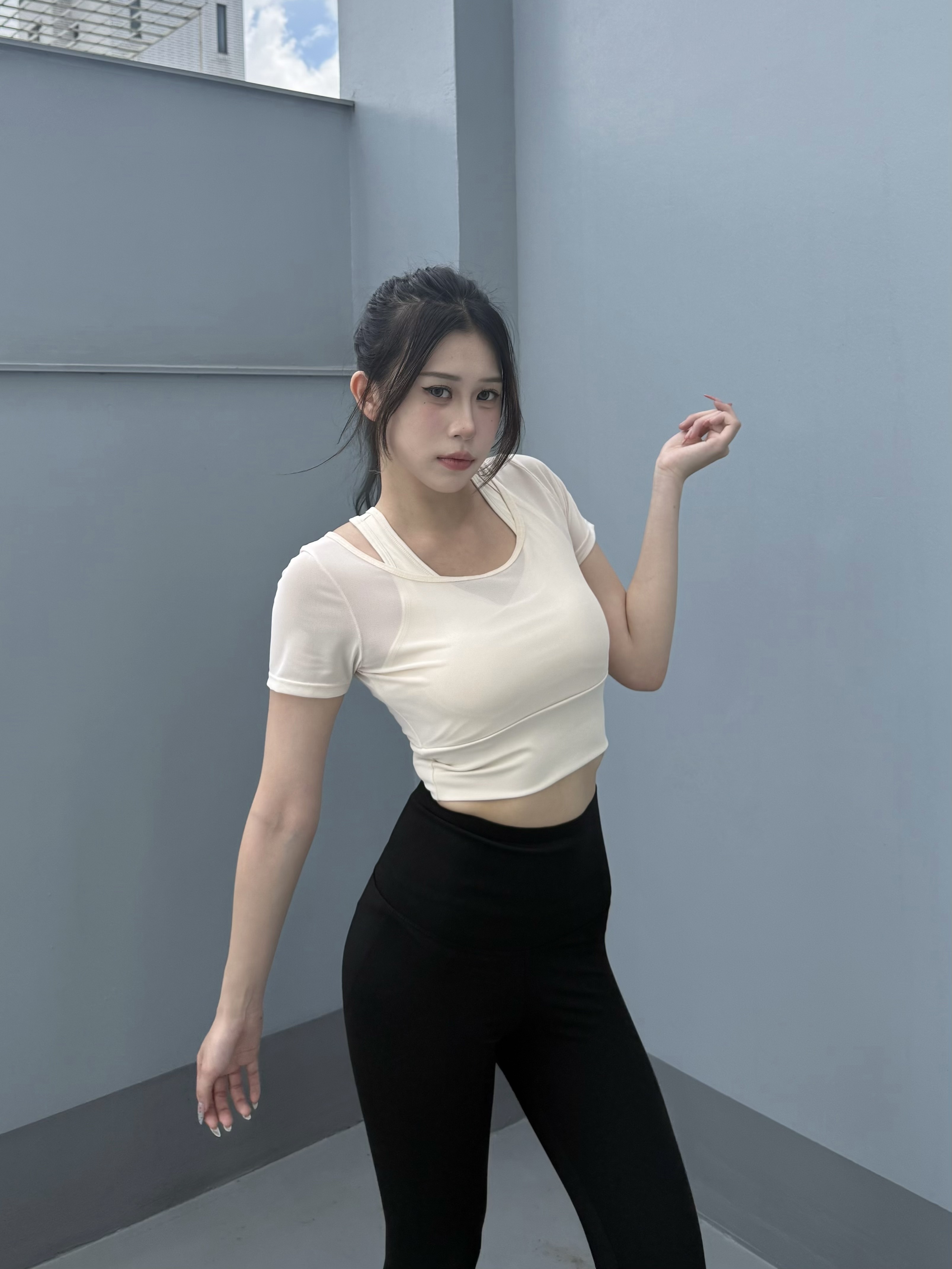 網紗兩件式短版BRA TOP