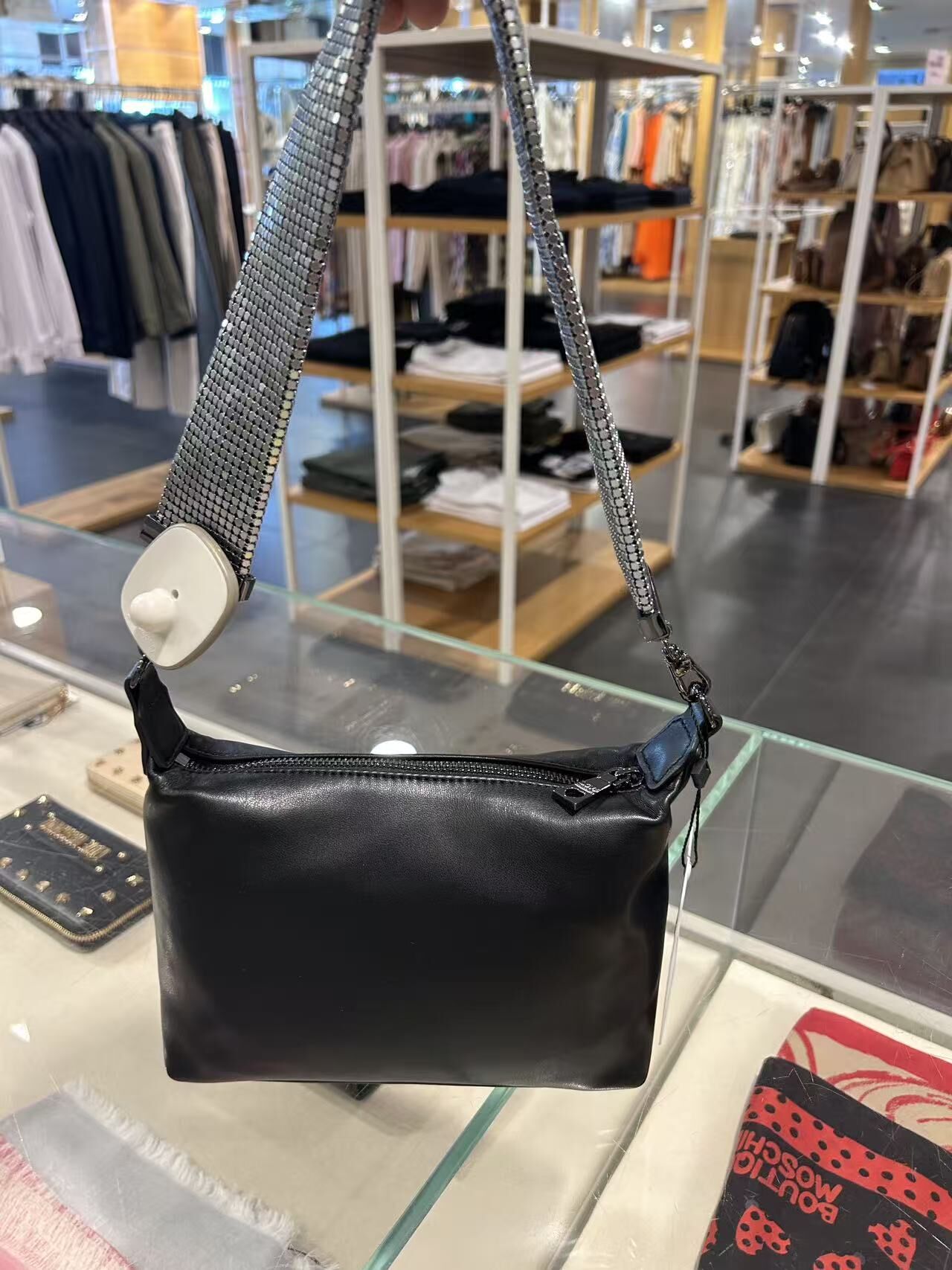 LYS02230 Love Moschino 超柔軟皮閃亮粗肩帶