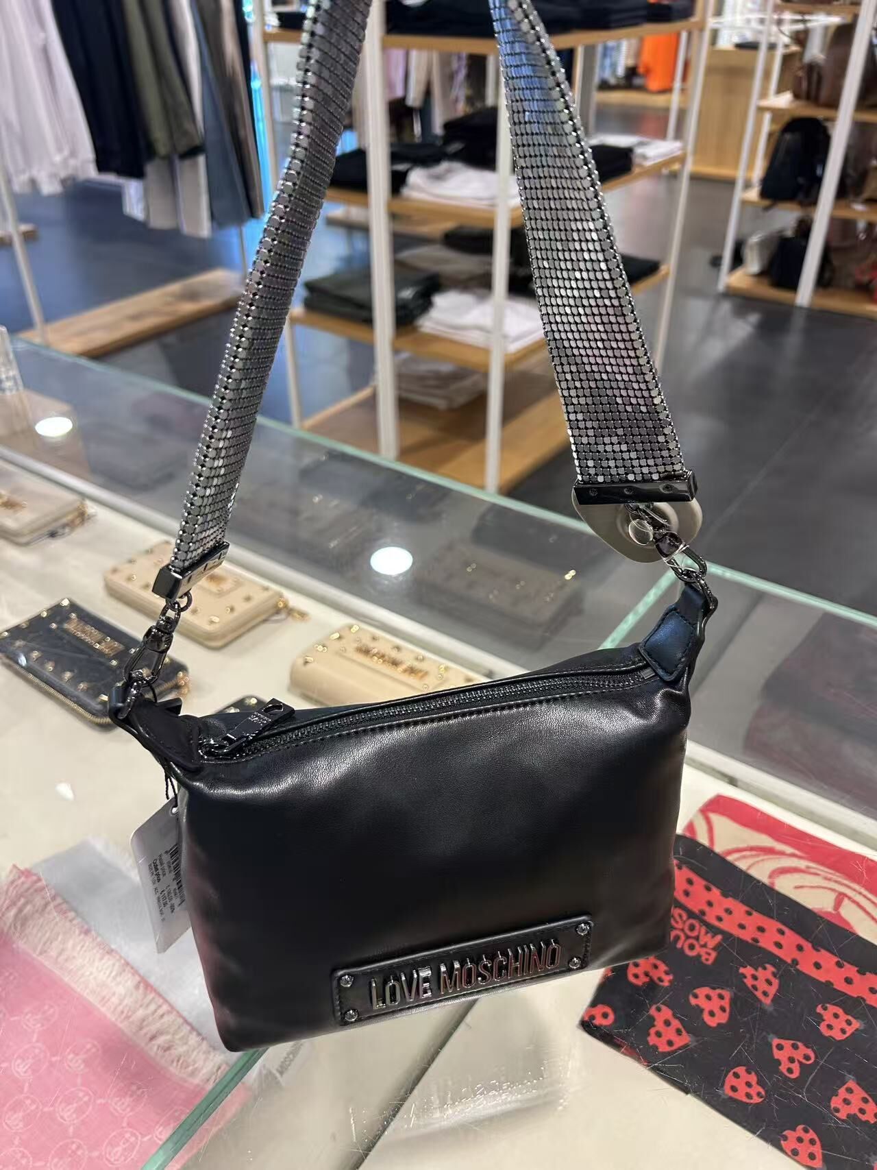 LYS02230 Love Moschino 超柔軟皮閃亮粗肩帶