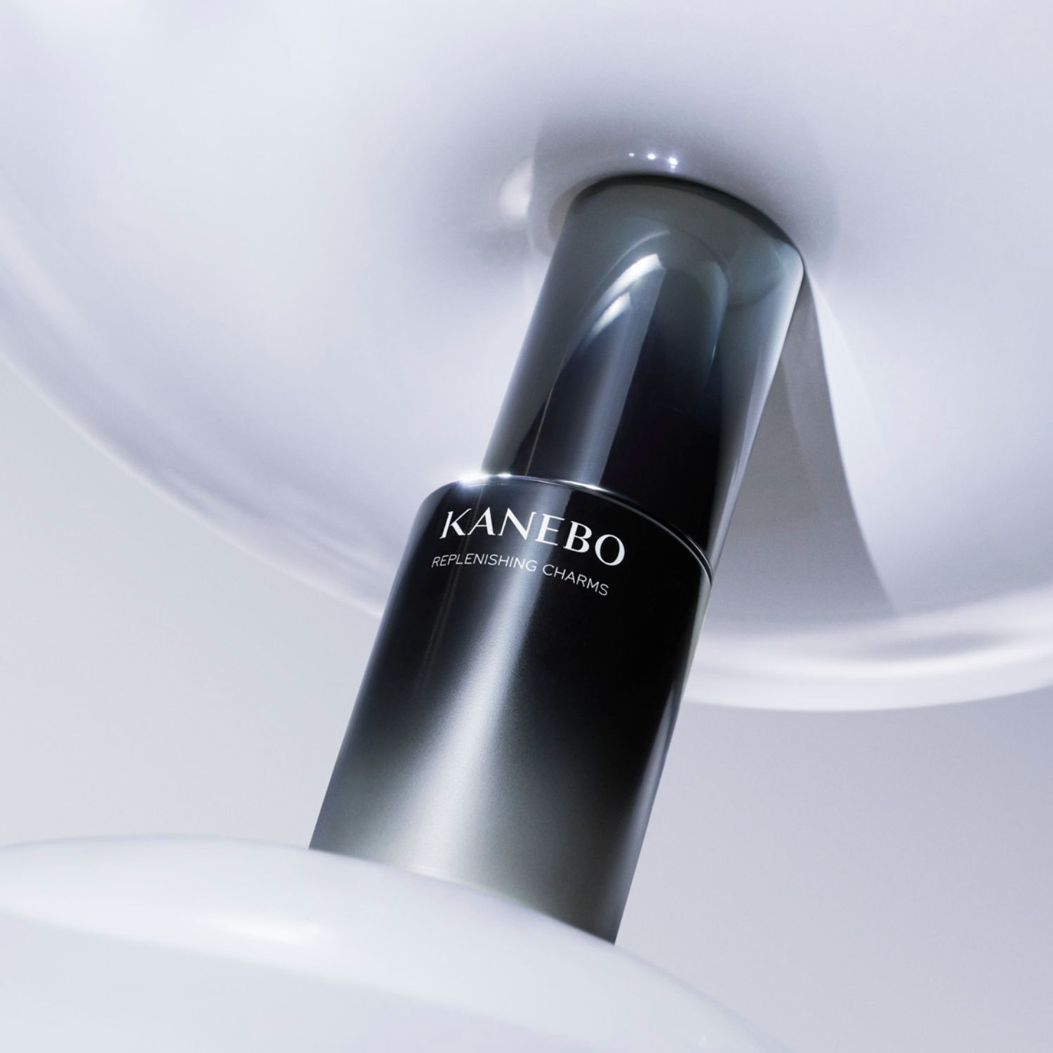 KANEBO Replenishing Charms 110ml