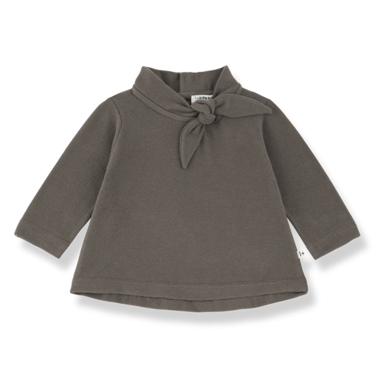 1+ in the family 綁結後釦上衣 MOLFETTA - dark-taupe