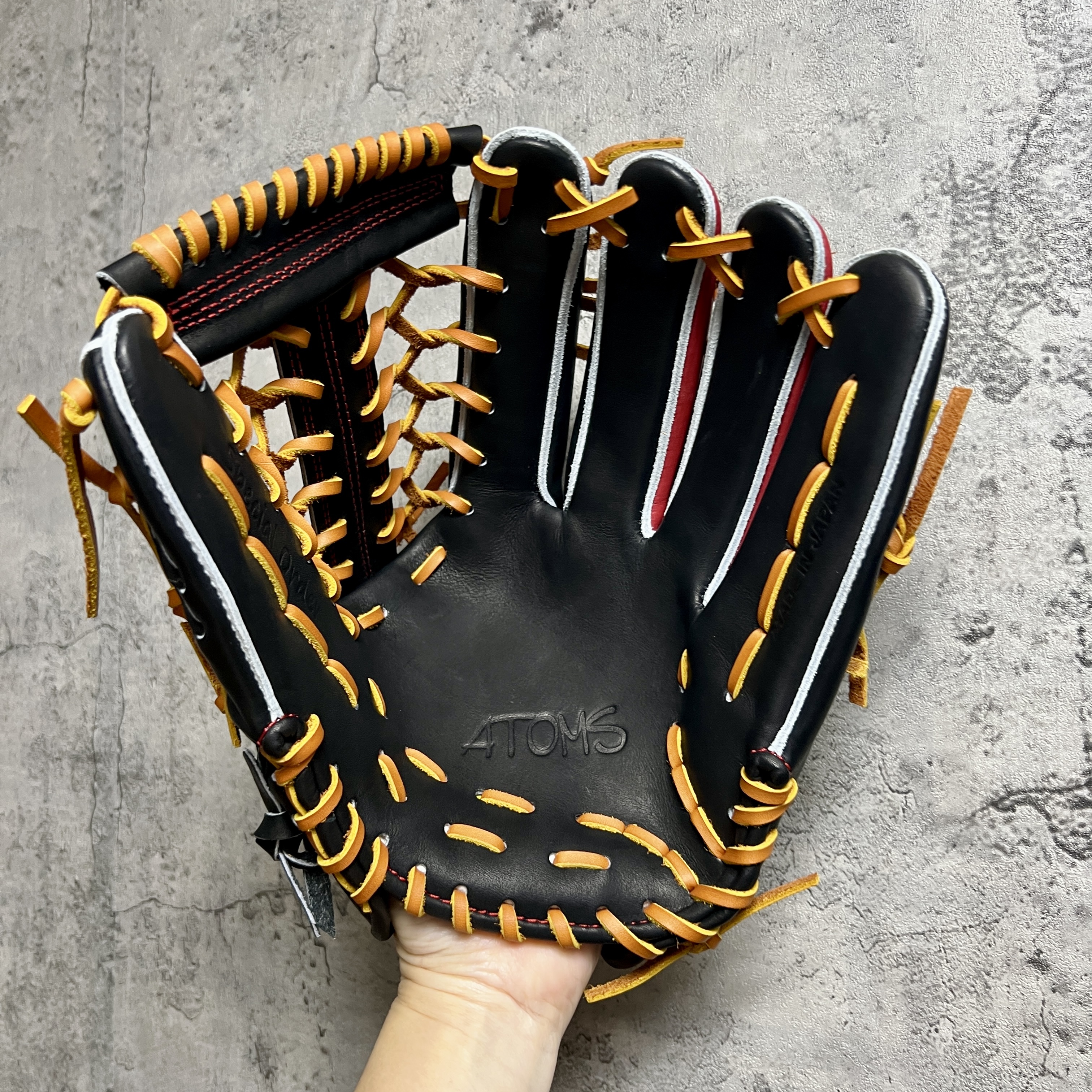 【照片分享】ATOMS 硬式外野 APL-NE702