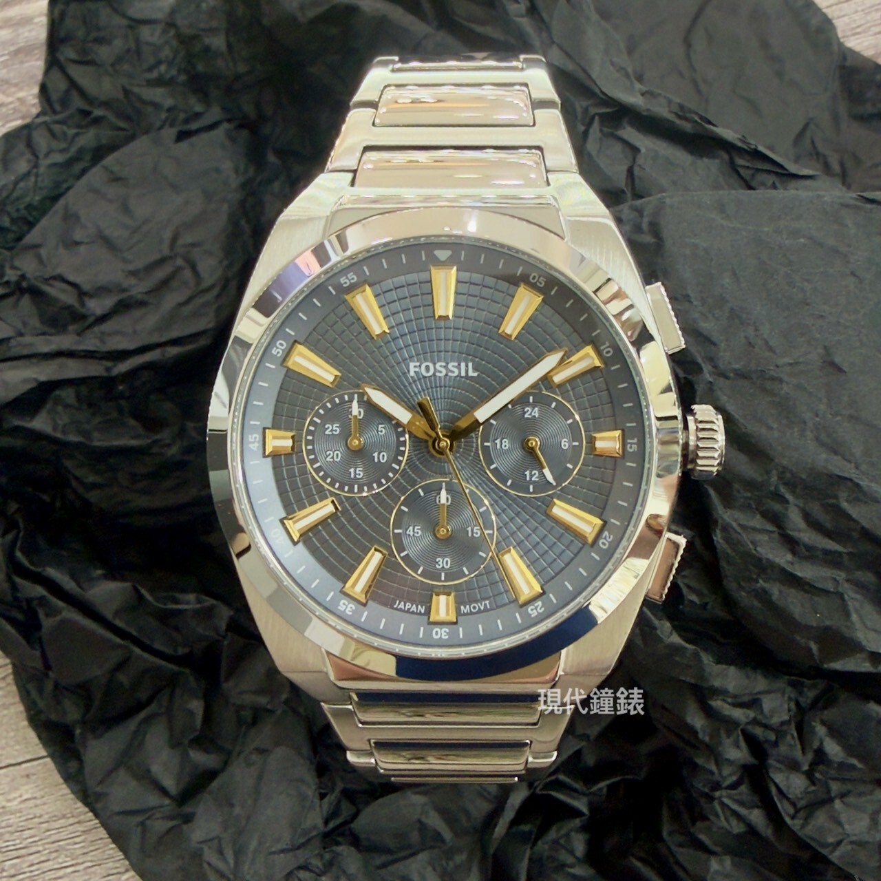 【Fossil】Everett 計時三眼銀色不鏽鋼手錶｜金明洙配戴款 FS6154 44mm 現代鐘錶
