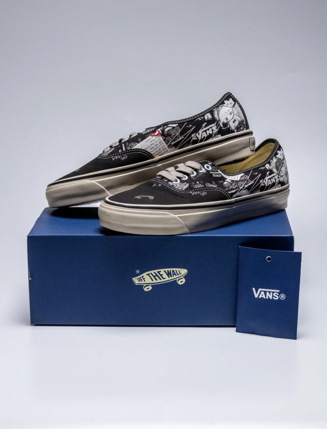 【APAIR】預購 Vans X POP MART Authentic 44 LX 泡泡瑪特 聯名款 黑白 塗鴉 帆布鞋 VN000EAK6BT