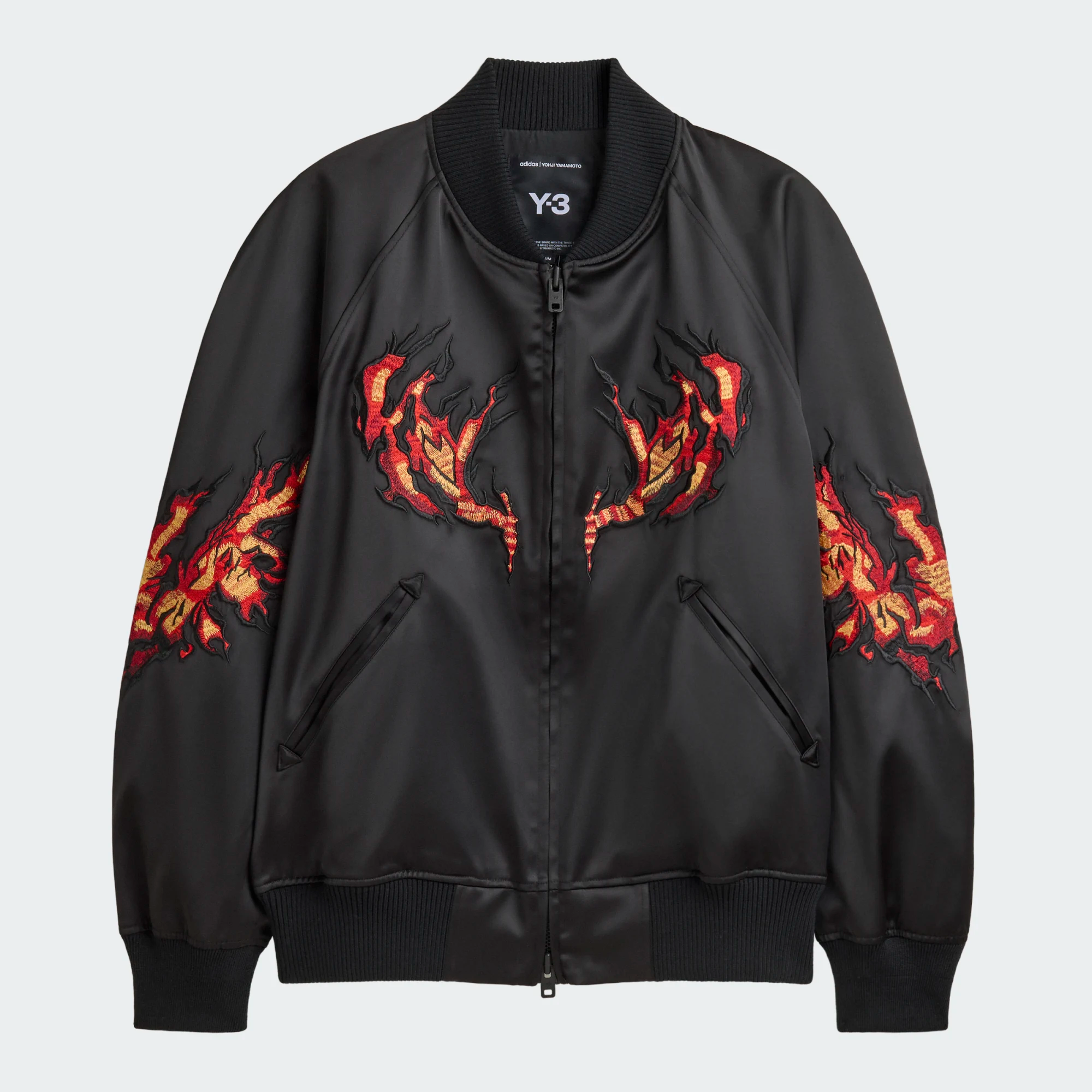 【 Y-3 GFX SOUV JCKT 般若刺繡緞面夾克 - 黑 】
