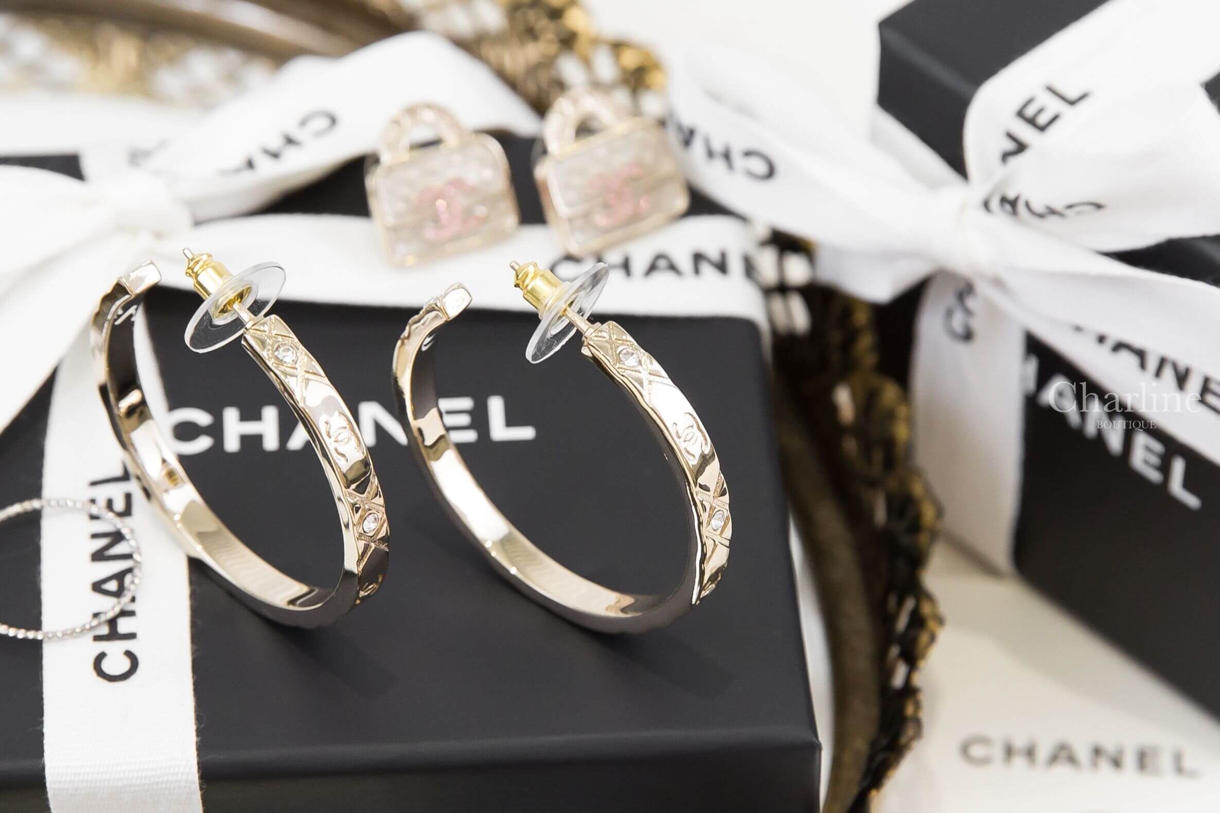 Chanel Hoop Earrings 金色水鑽CC菱格紋圓圈耳環-Charline Boutique 精品代購