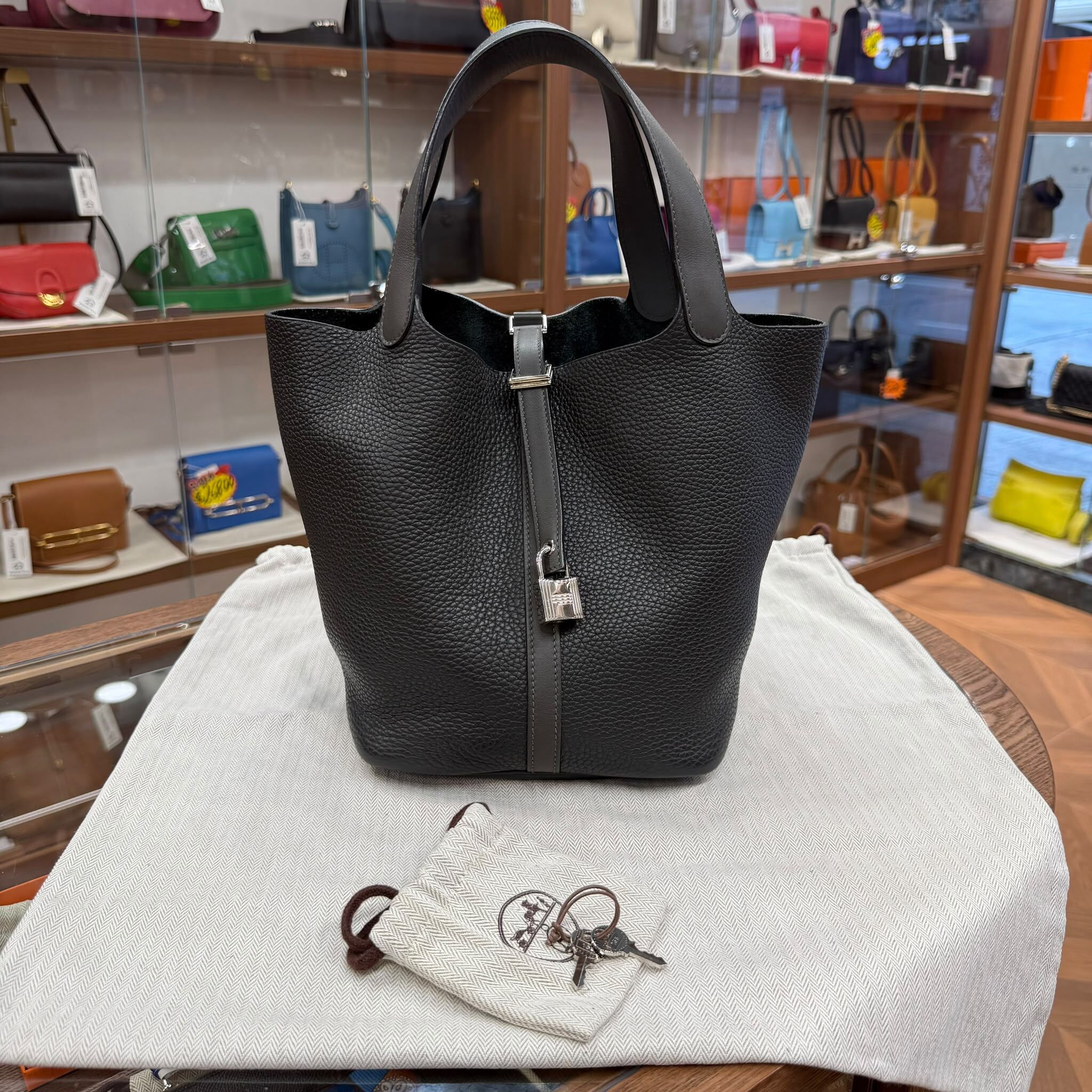 95%NEW USED HERMES PICOTIN 22 炭黑灰/錫器灰TC/SWIFT皮 口 R #P22 #愛馬仕菜籃子