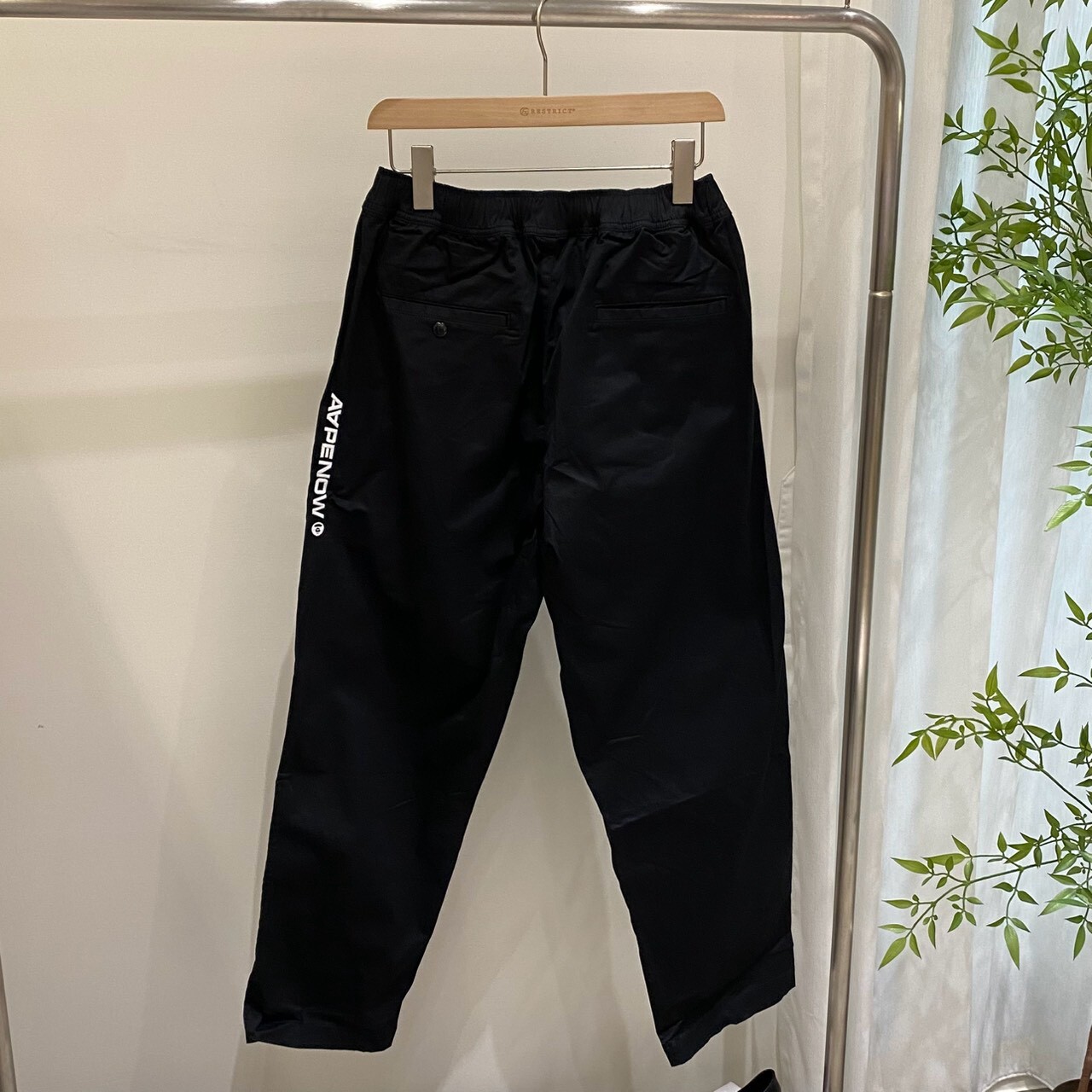Aape 經典大字印花工裝休閒長褲 MA664XXM