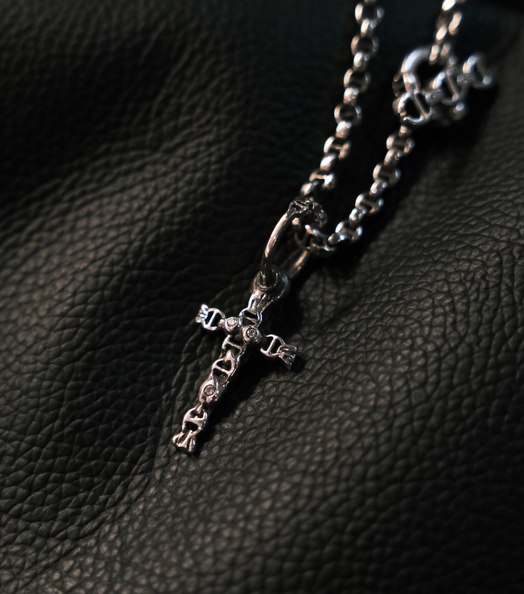 HB239D SMALL SACRED LINK CROSS PENDANT W/3 DIAMOND HITS