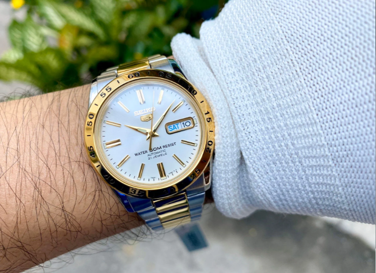 Seiko SNKE04J1