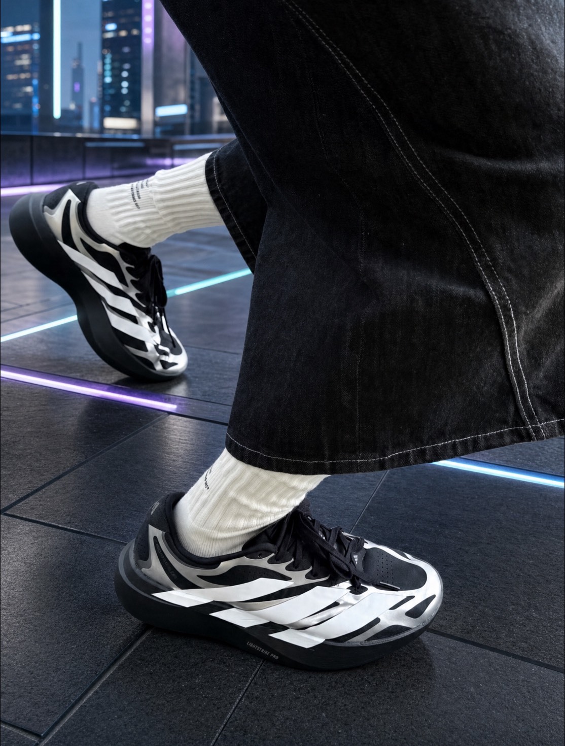 APAIR】預購 ADIDAS ADIZERO EVO SL EXO 黑銀 跑步鞋 科技感 海外限定配色 KI4764