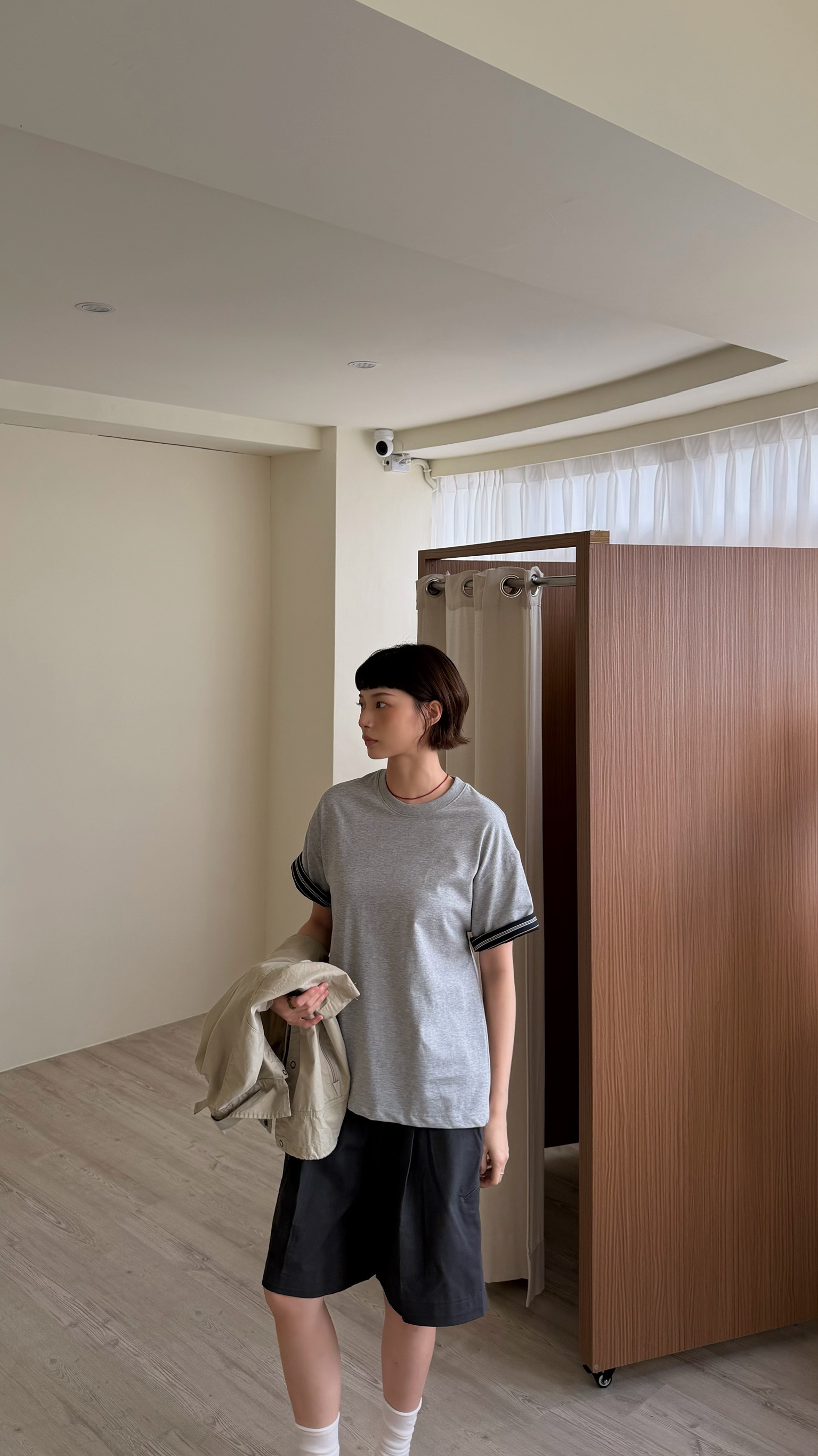 袖子反摺條文T shirt