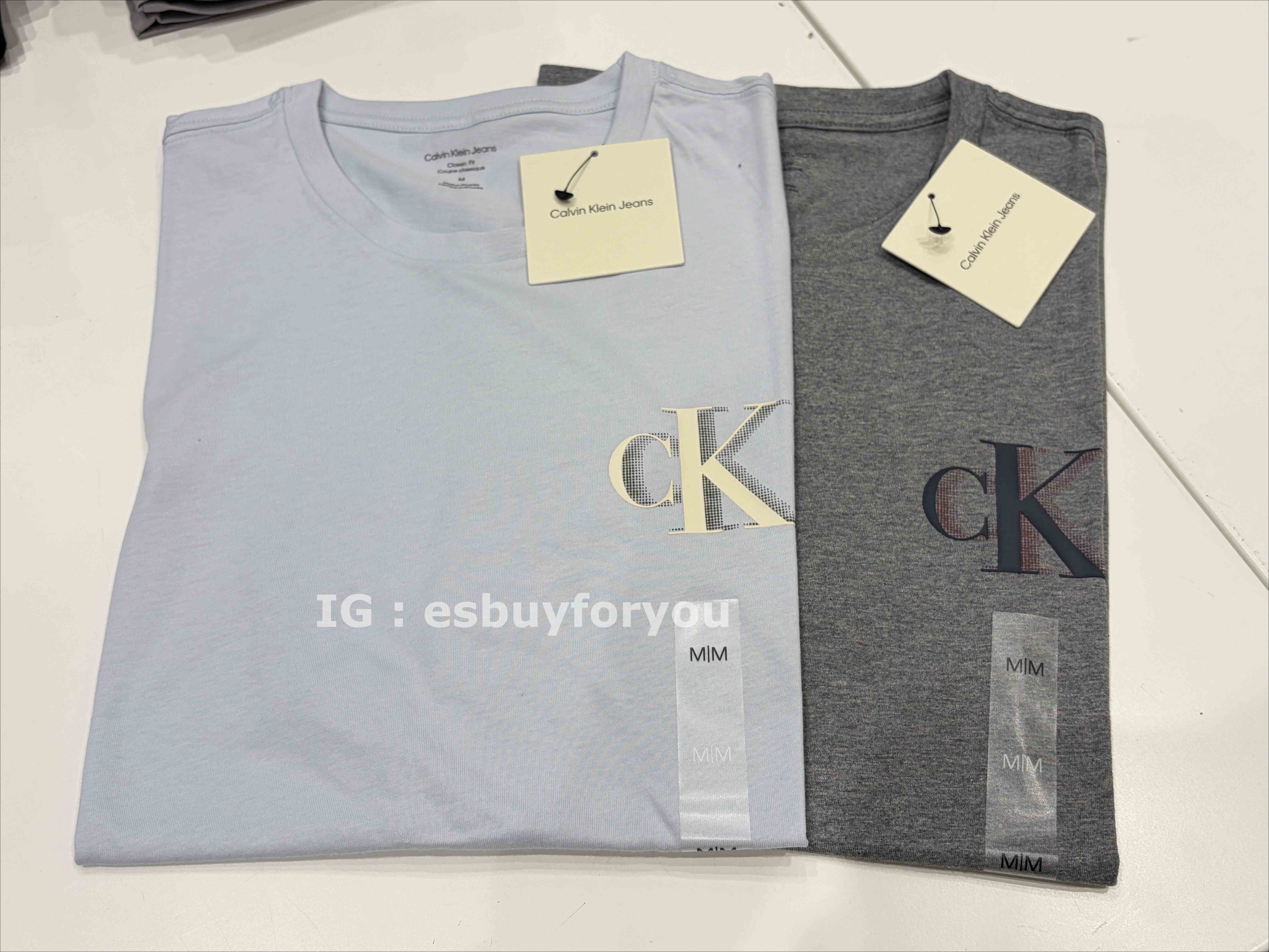 CK 男大人 造型漸層小字樣 短TEE (2色)