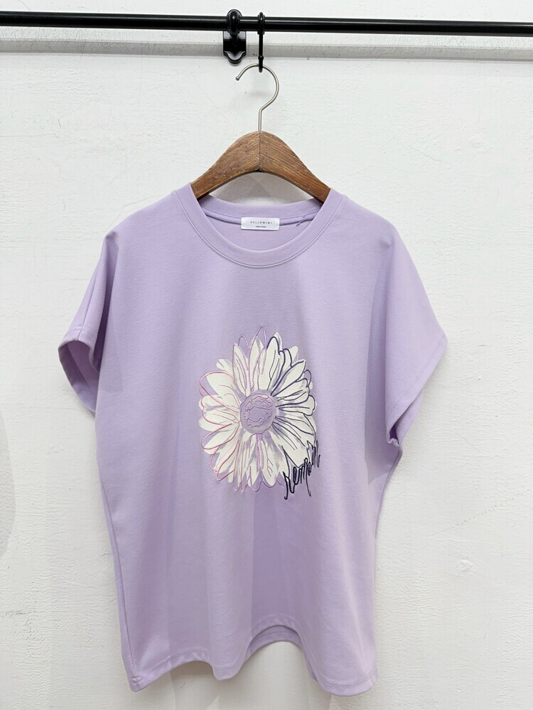 刺繡多重花朵上衣((不列入會員折扣))